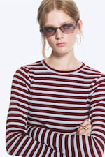 Gestreift in Blau/Rot/Weiß - Enges, geripptes Longsleeve - 1