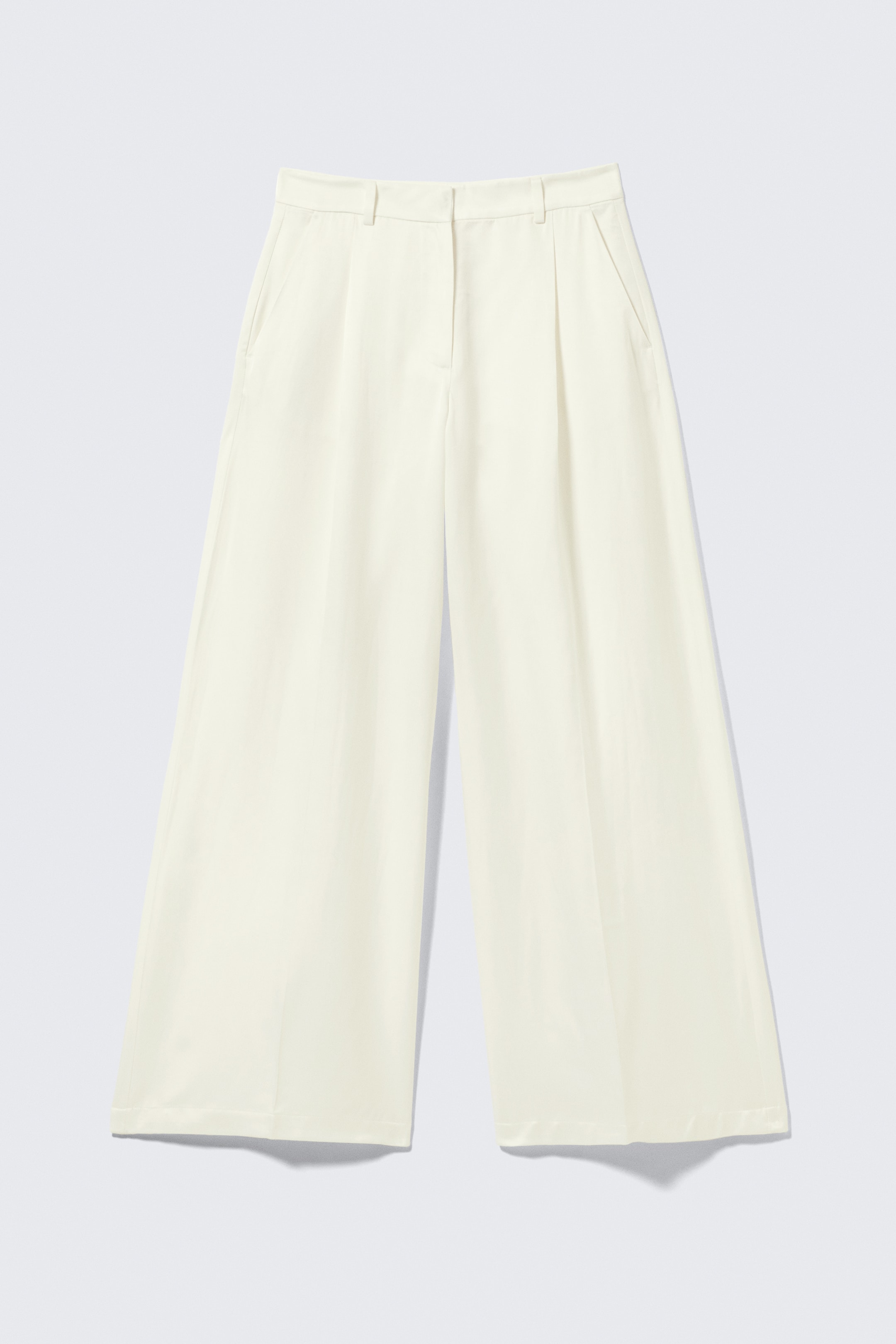 Grösseres Bild ansehen: High Waisted Wide Leg Satin Trousers - Weiß - DAMEN | H&M CH 5