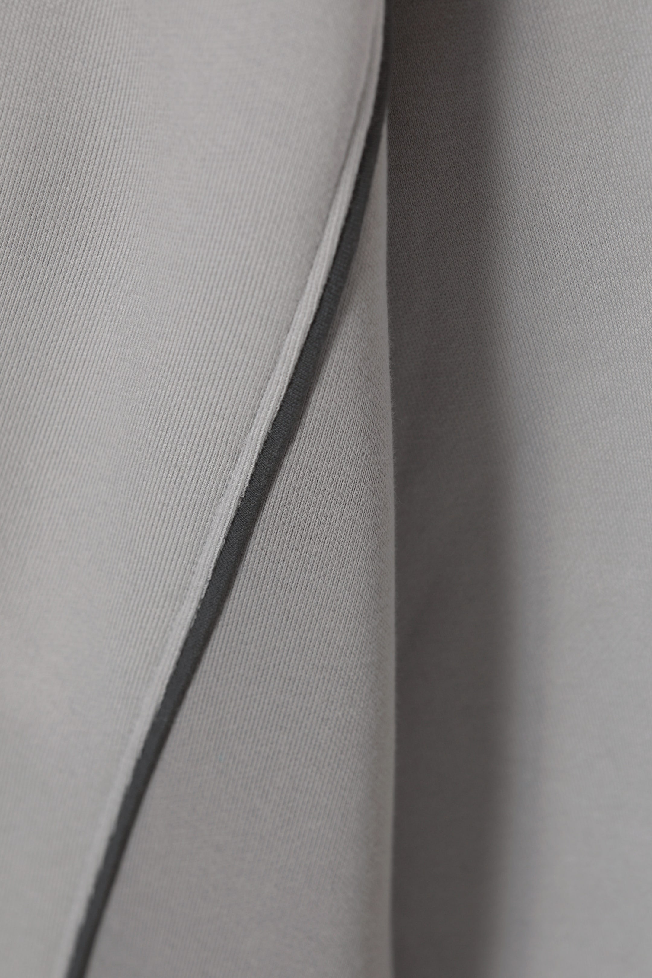 Bold Since 2002 - Graphic Regular Raglan Sweatshirt - 1