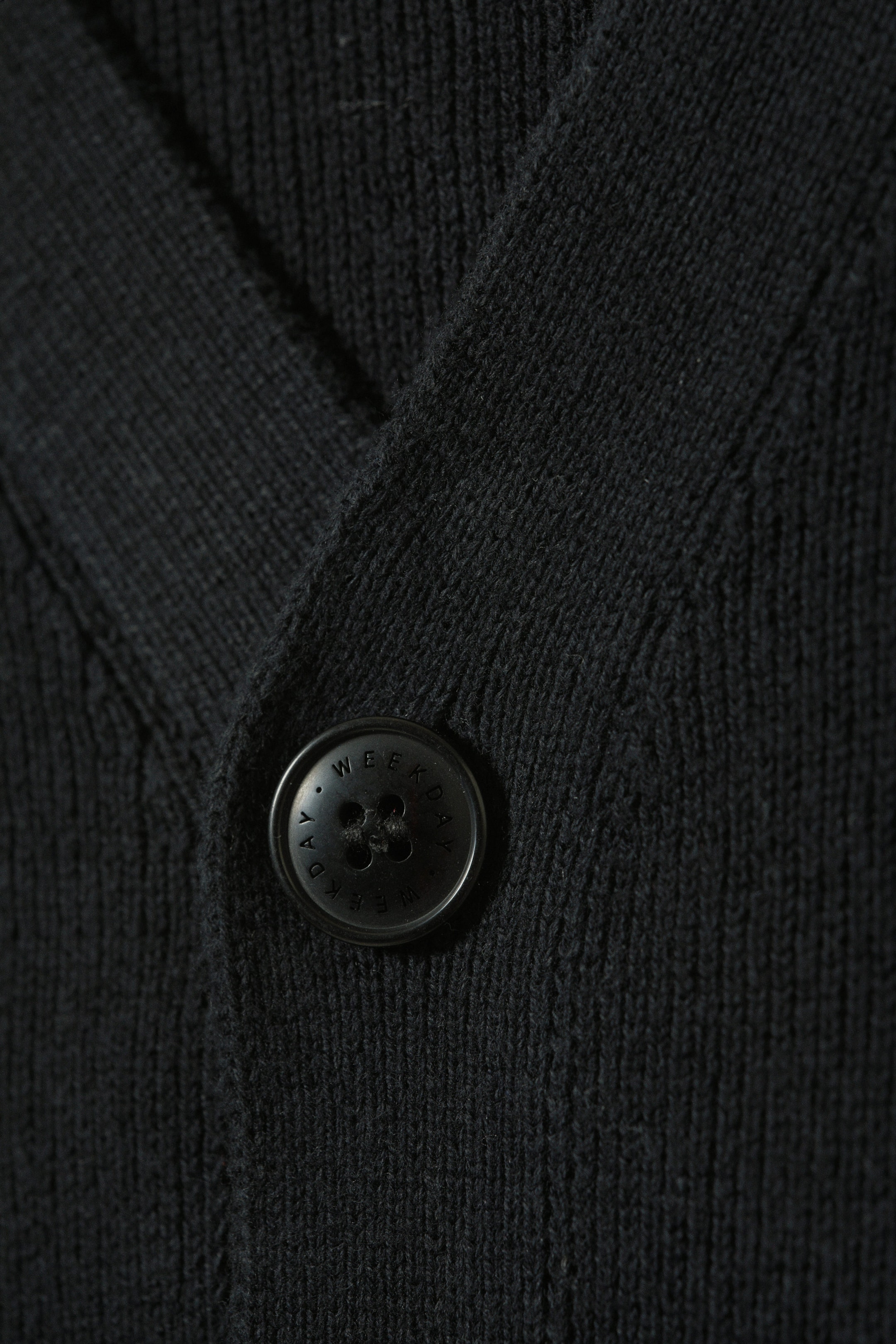 Black Tie-Dye - Knitted Boxy Tie-Dye Cardigan - 1