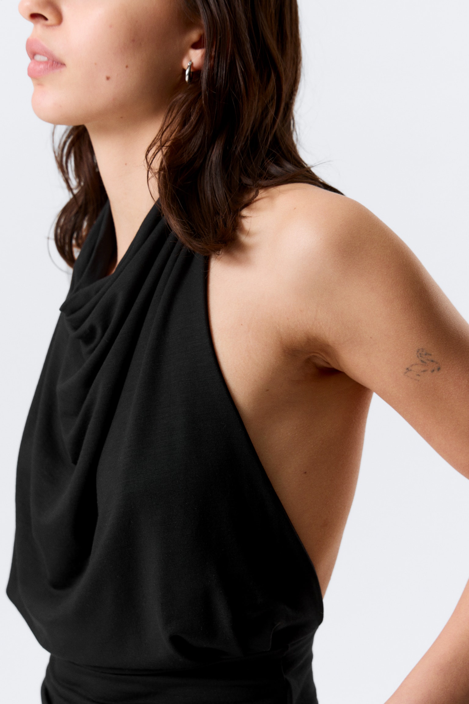 Drapowany top bez rękawów - Czarny/Jasnoniebieski - 5