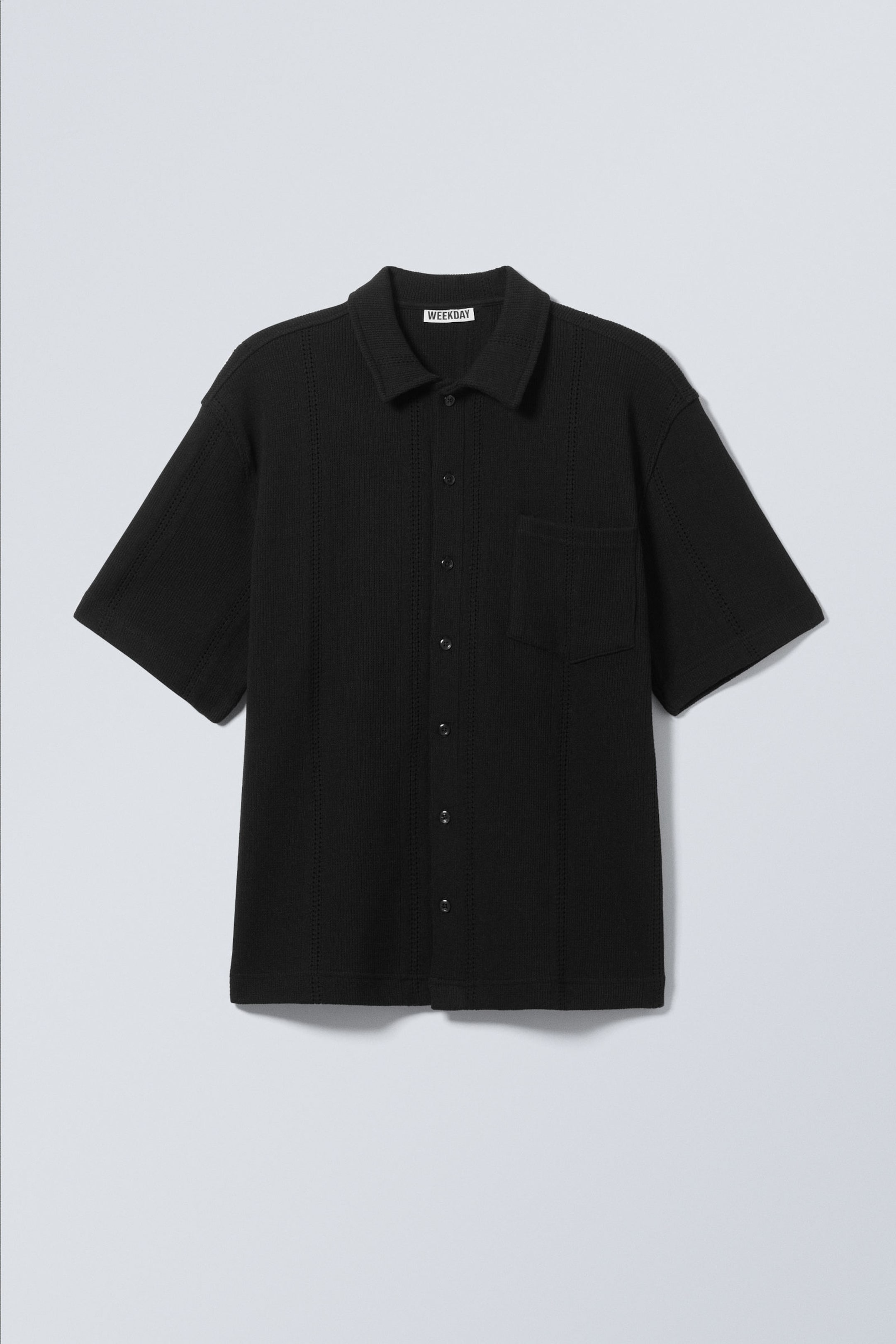 Black - Knitted Short-Sleeved Button-Up Shirt - 4