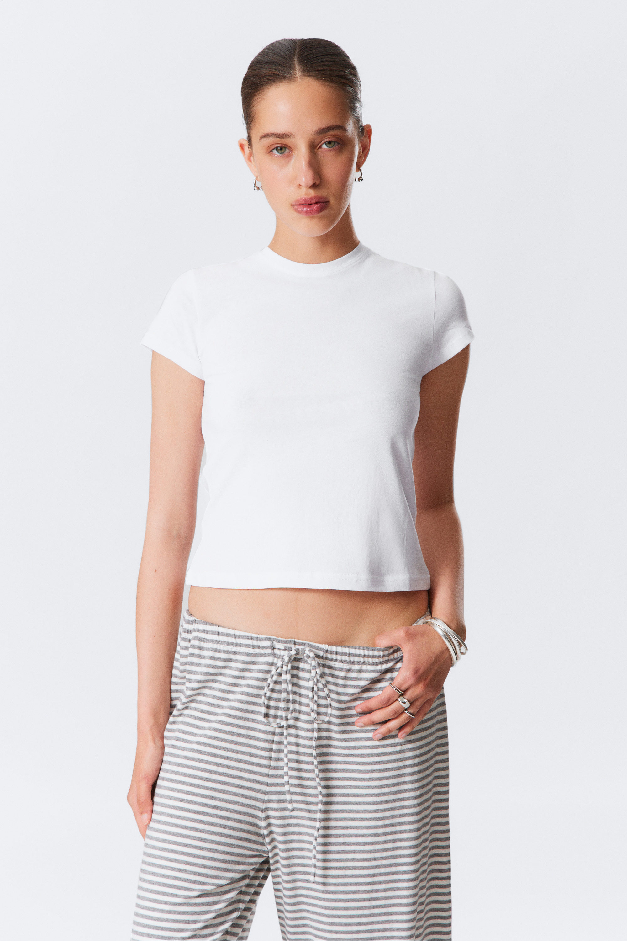 White - Slim Short-Sleeved Cotton T-shirt - 1