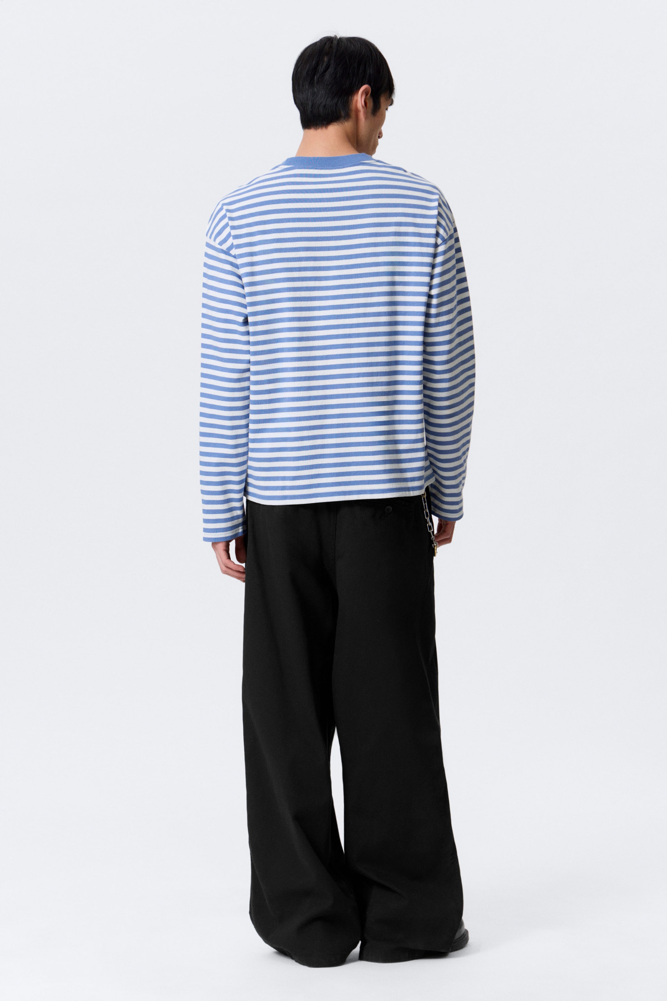 Blue & White Stripe - Loose Boxy Long-Sleeved T-shirt - 2