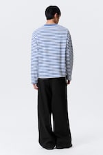 Blue & White Stripe - Loose Boxy Long-Sleeved T-shirt - 2