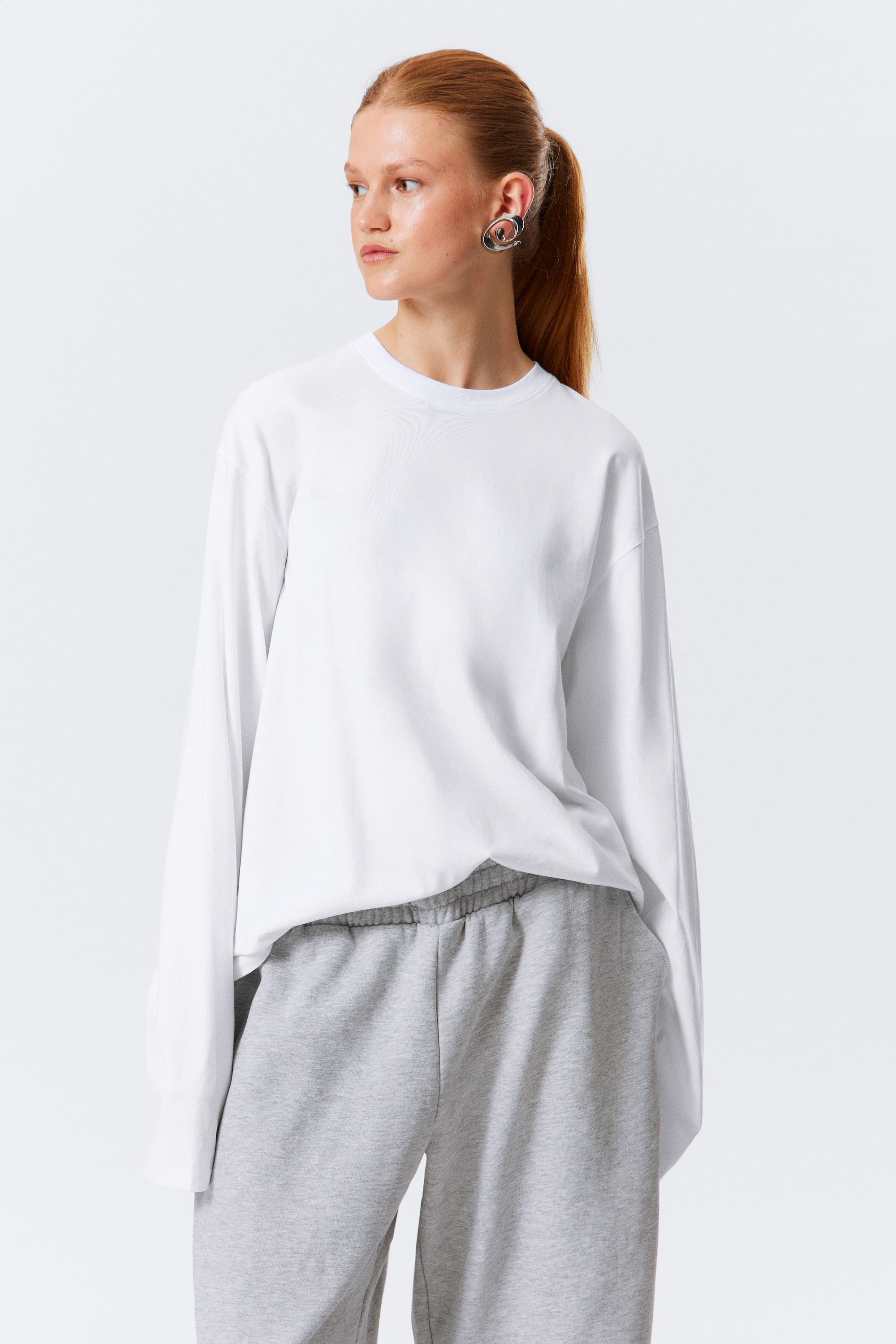 Long-Sleeved Boxy Cotton T-shirt - Bílá/Black