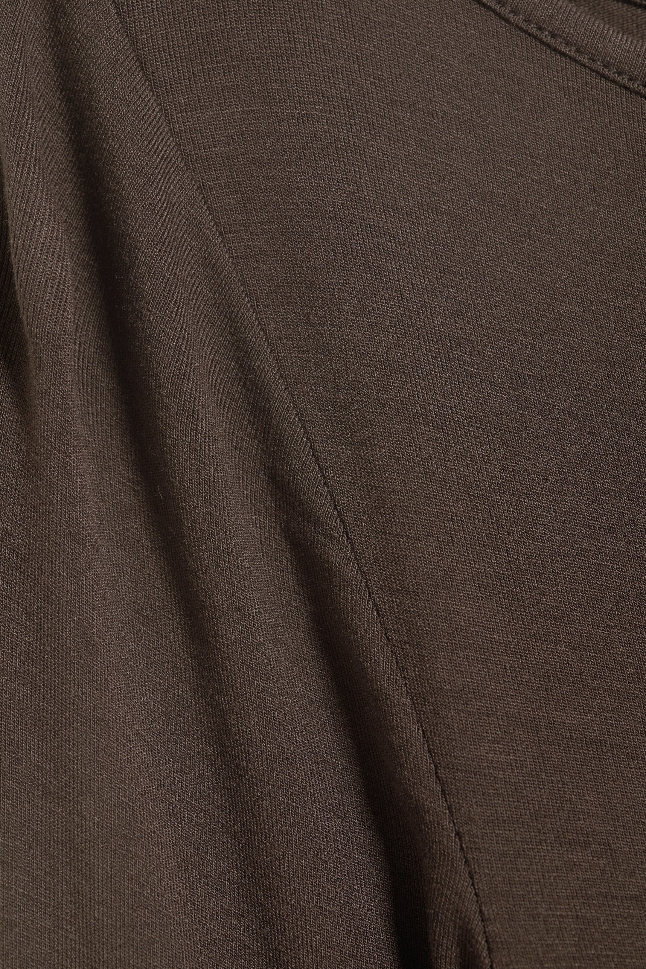 Dunkelbraun - Transparentes Longsleeve mit U-Boot-Ausschnitt - 5