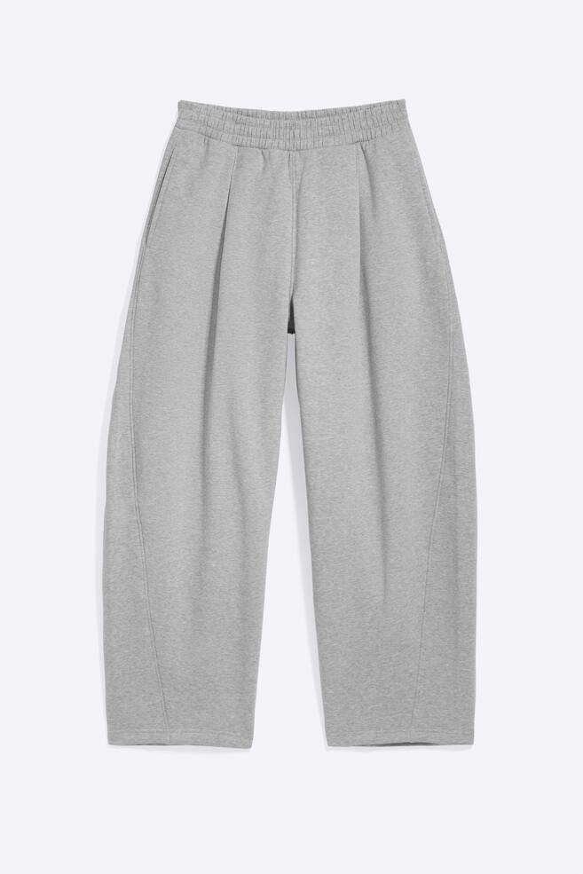 Loose Pleated Sweatpants - Grey Melange/Dark Red/Dark Black - 1