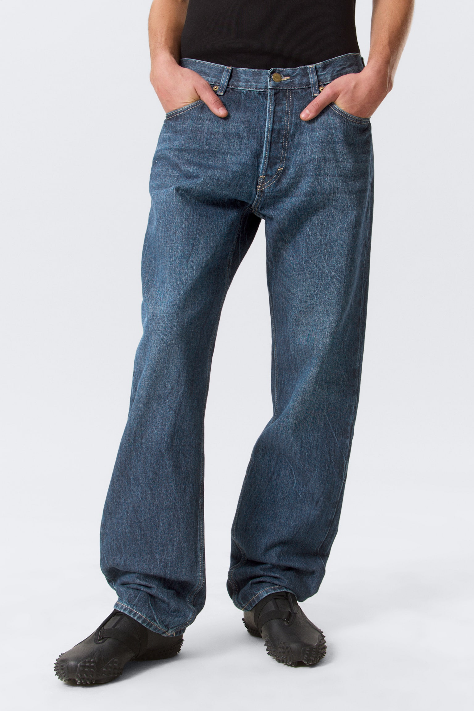 Space Mid Waist Relaxed Straight Leg Jeans - Morning Blue - Dunkelblau/Blue Stream - Mittelblau/Second Blue - Mittelblau/Radio Blue - Mittelblau/Kourtney Blue - Dunkelblau/Tuned Black - Schwarz/Risso Black - Schwarz/Eisenblau - 4