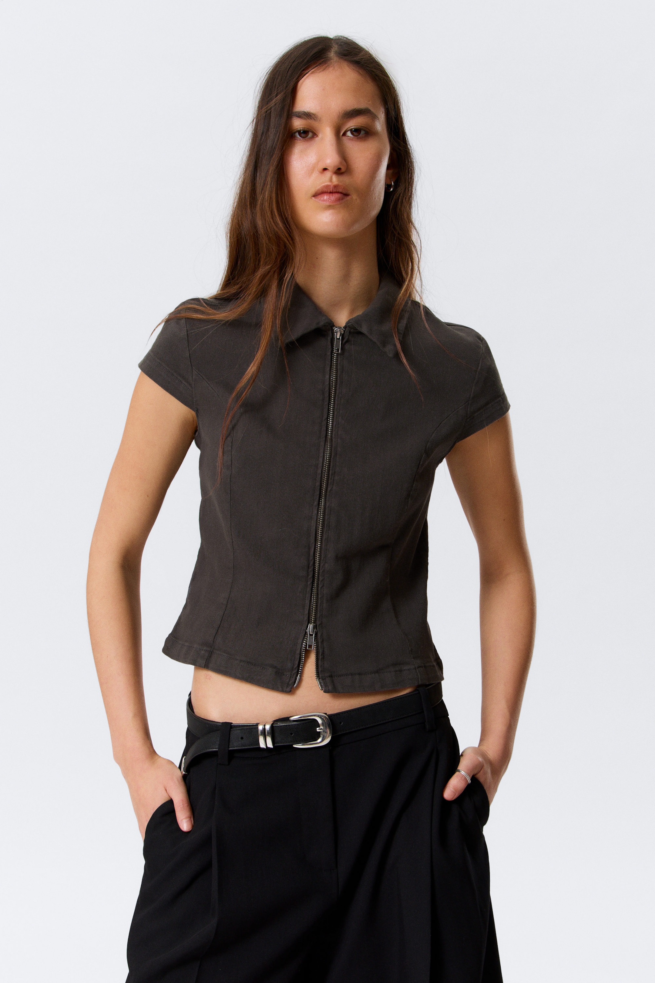 Dark Grey - Fitted Short-Sleeved Zip Top - 0
