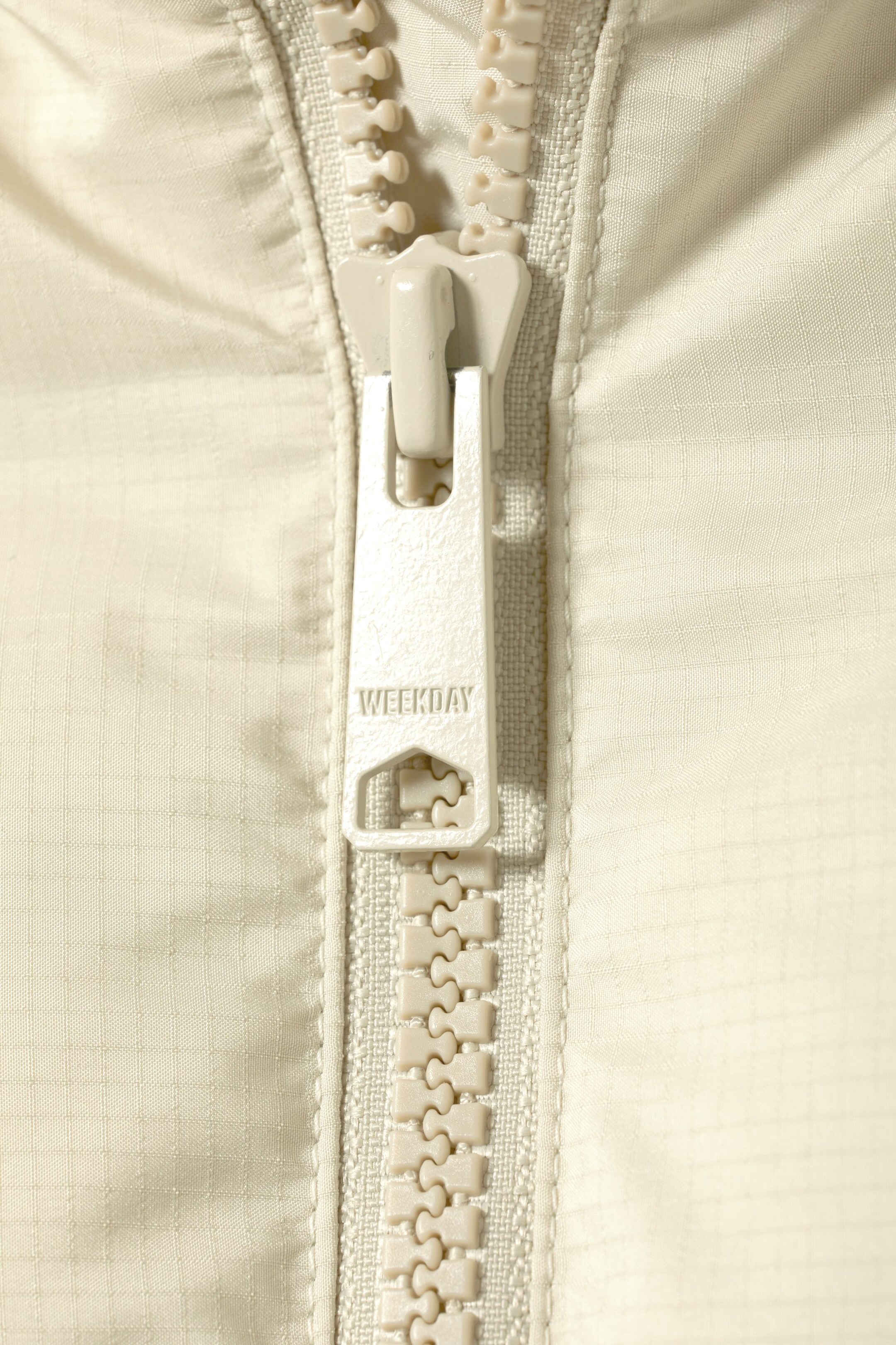 Ingrandisci l'immagine: Cole Puffer Jacket - Off-white - UOMO | H&M CH 2