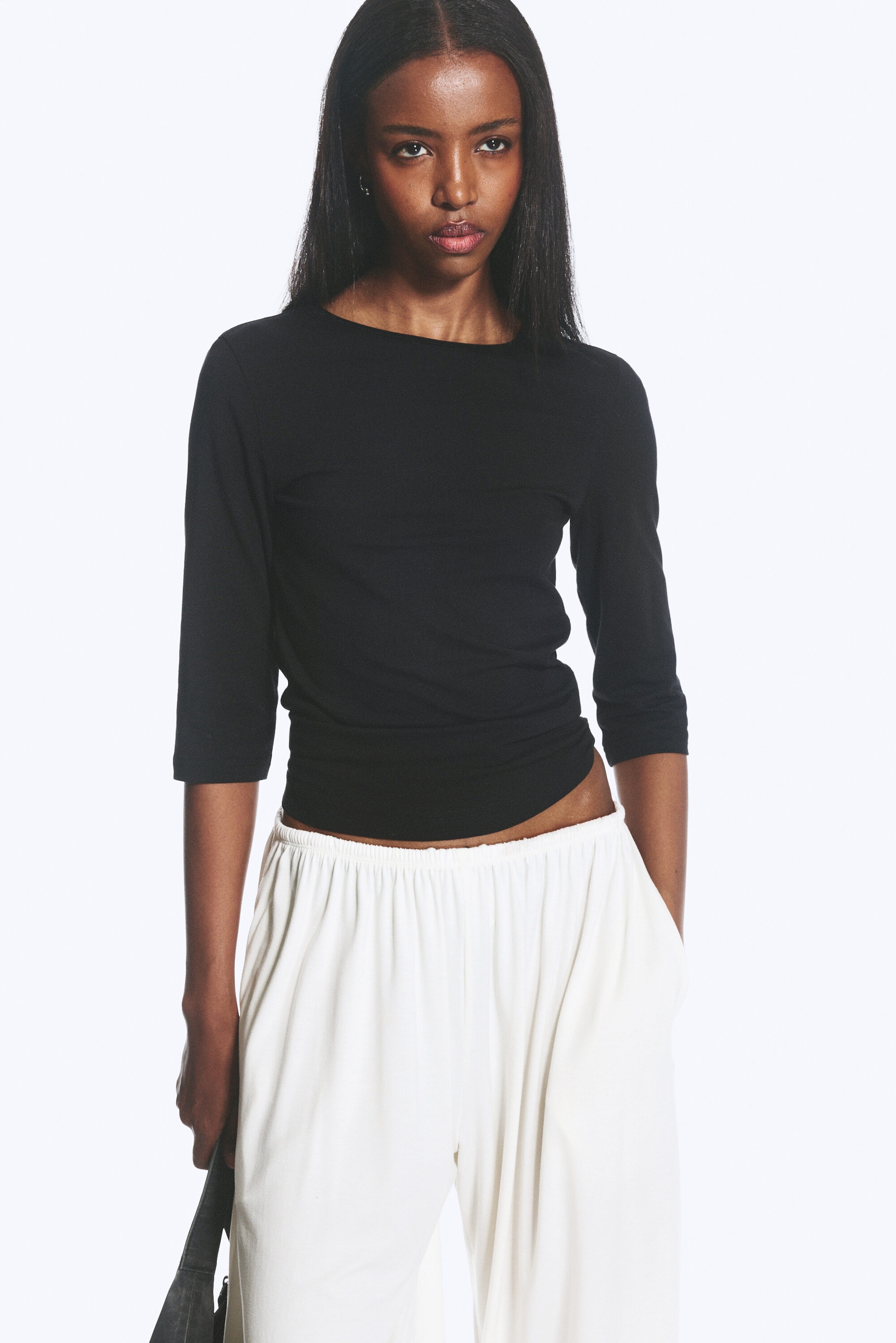 Black - Fitted Three-Quarter Sleeve Top - 1