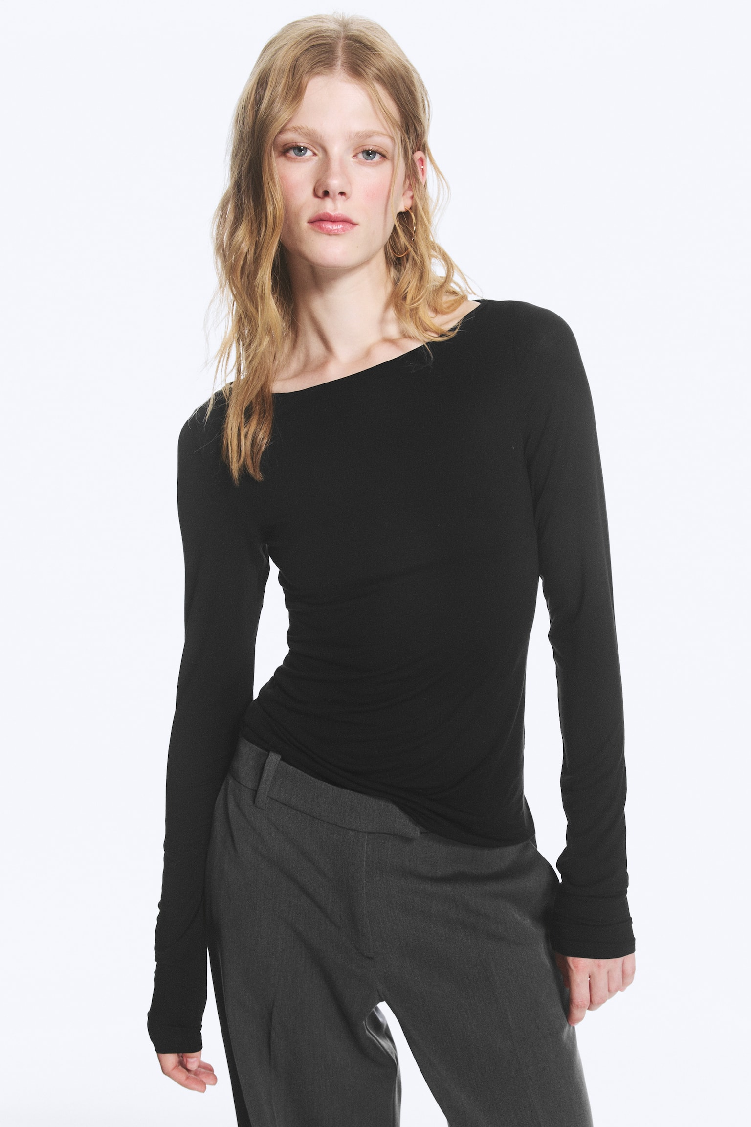 Maglia trasparente con scollo a barca e maniche lunghe - Nero Trasparente/Rosso ciliegia/Marrone scuro - 1