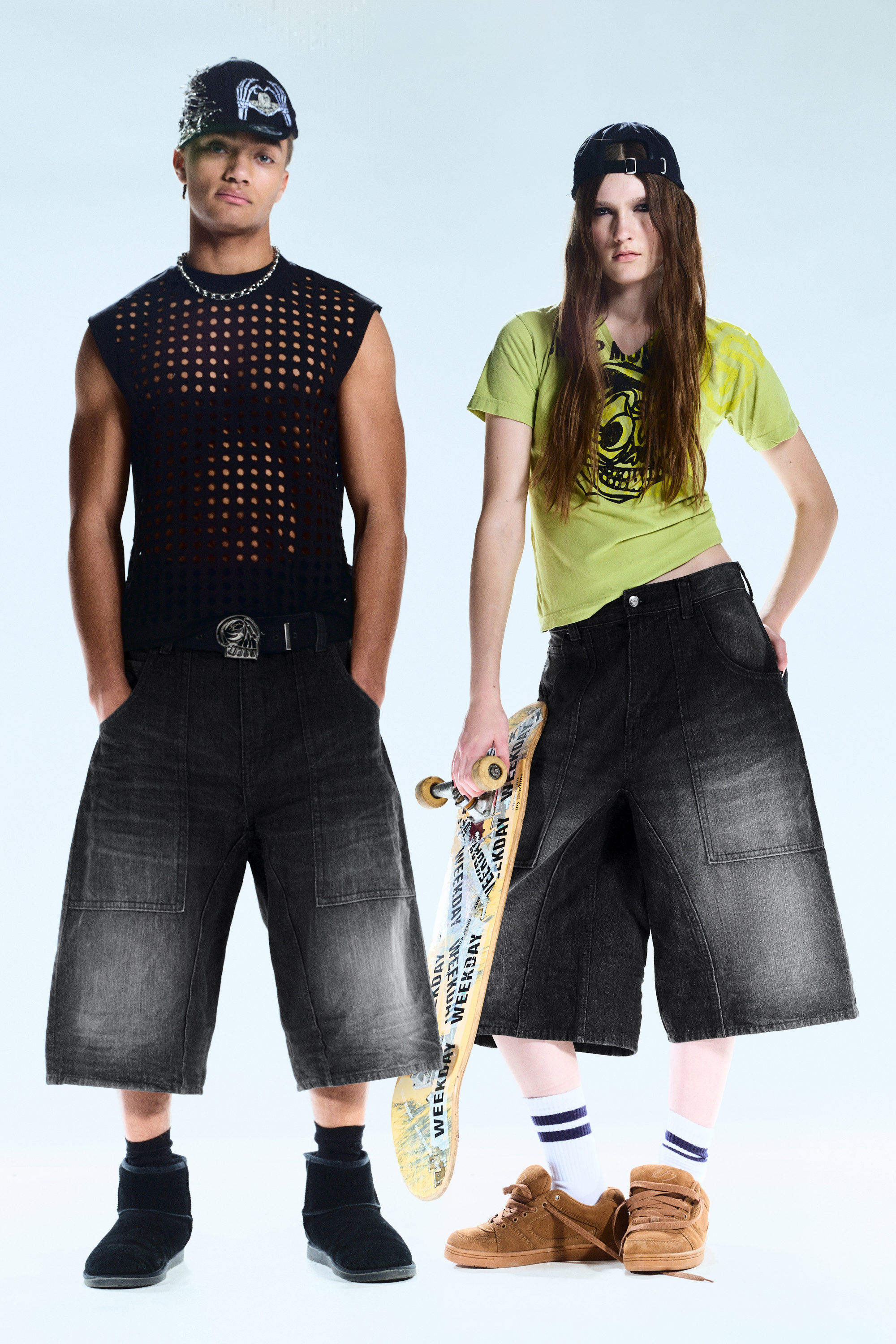 Black Web - Black - Dunno Unisex Loose Fit Carpenter Jorts - 1