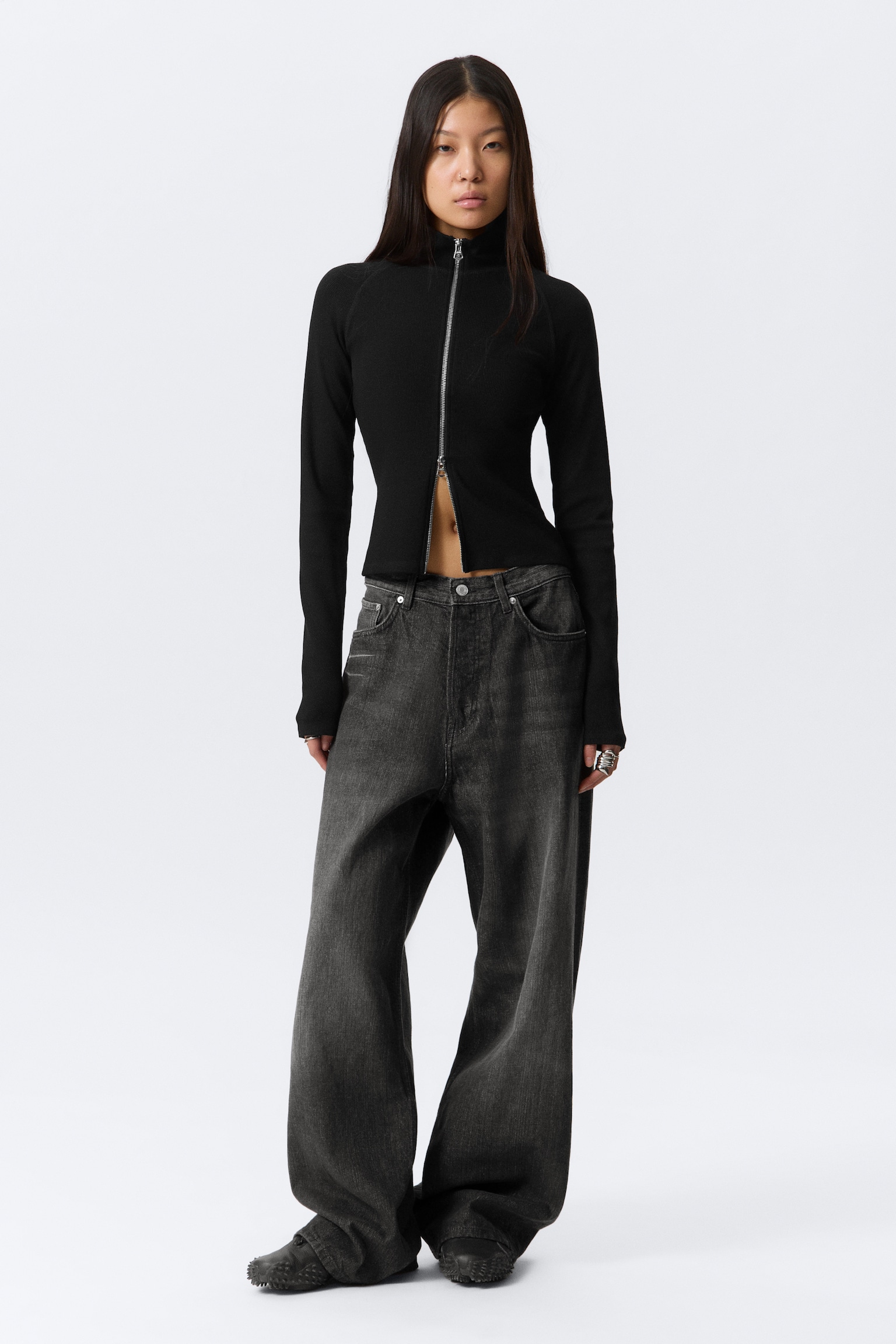 Astro Mid Rise Loose Baggy Leg Jeans - Chelsea Black - Sort/Blue Rinse – mørkeblå/Arizona Blue - Medium Blue/Board Blue – mellemblå/Tuned Black – sort/Black Rinse – sort/Blue Stream – mellemblå/Kimberley Blå - Lys Blå/Mine Blue – mellemblå/Mine Grey - 1