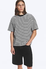 Striped White/Black - LOOSE FIT T-SHIRT - 1