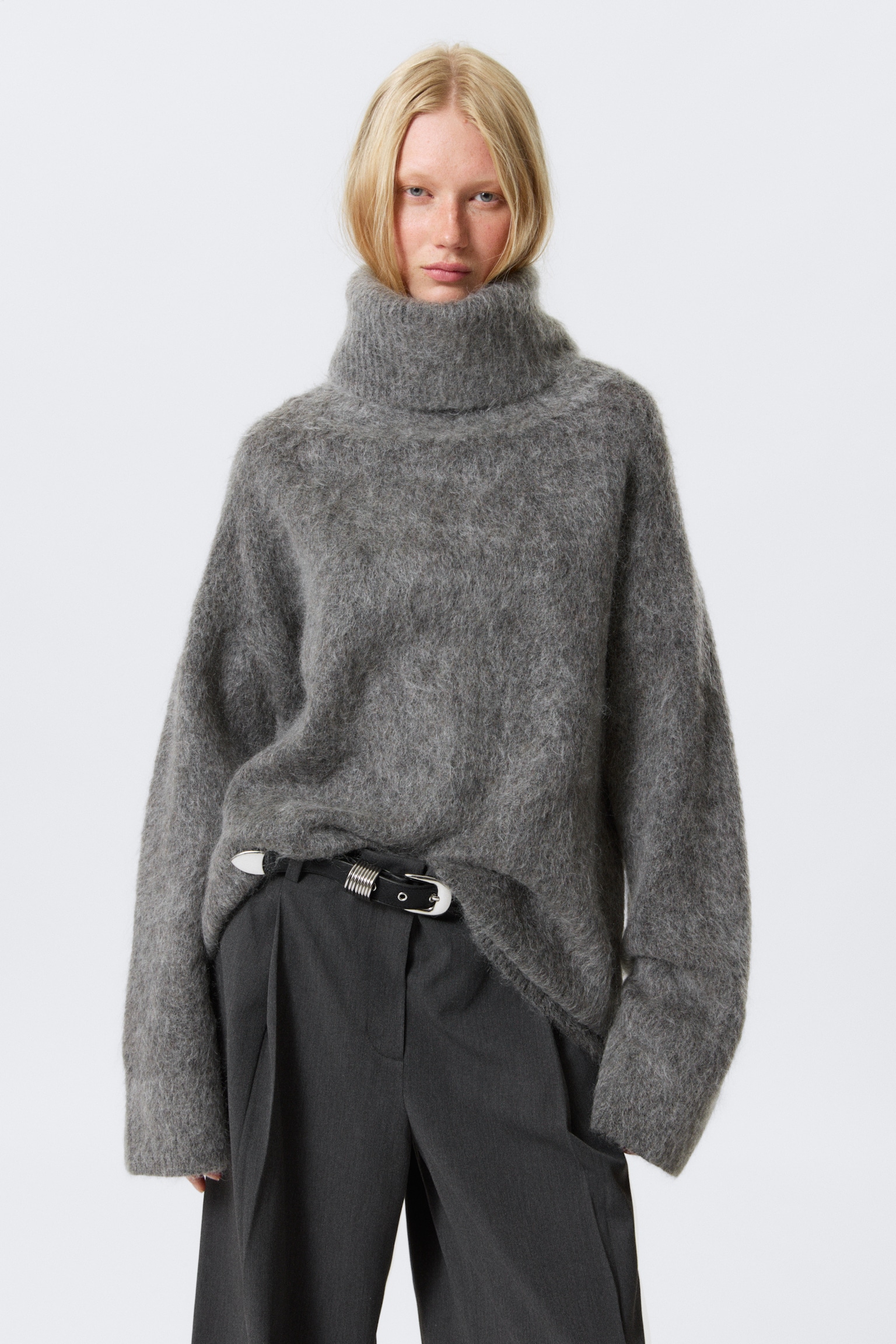 Sweter z lejkowatym dekoltem - Dark Grey Melange/Dark Brown Melange