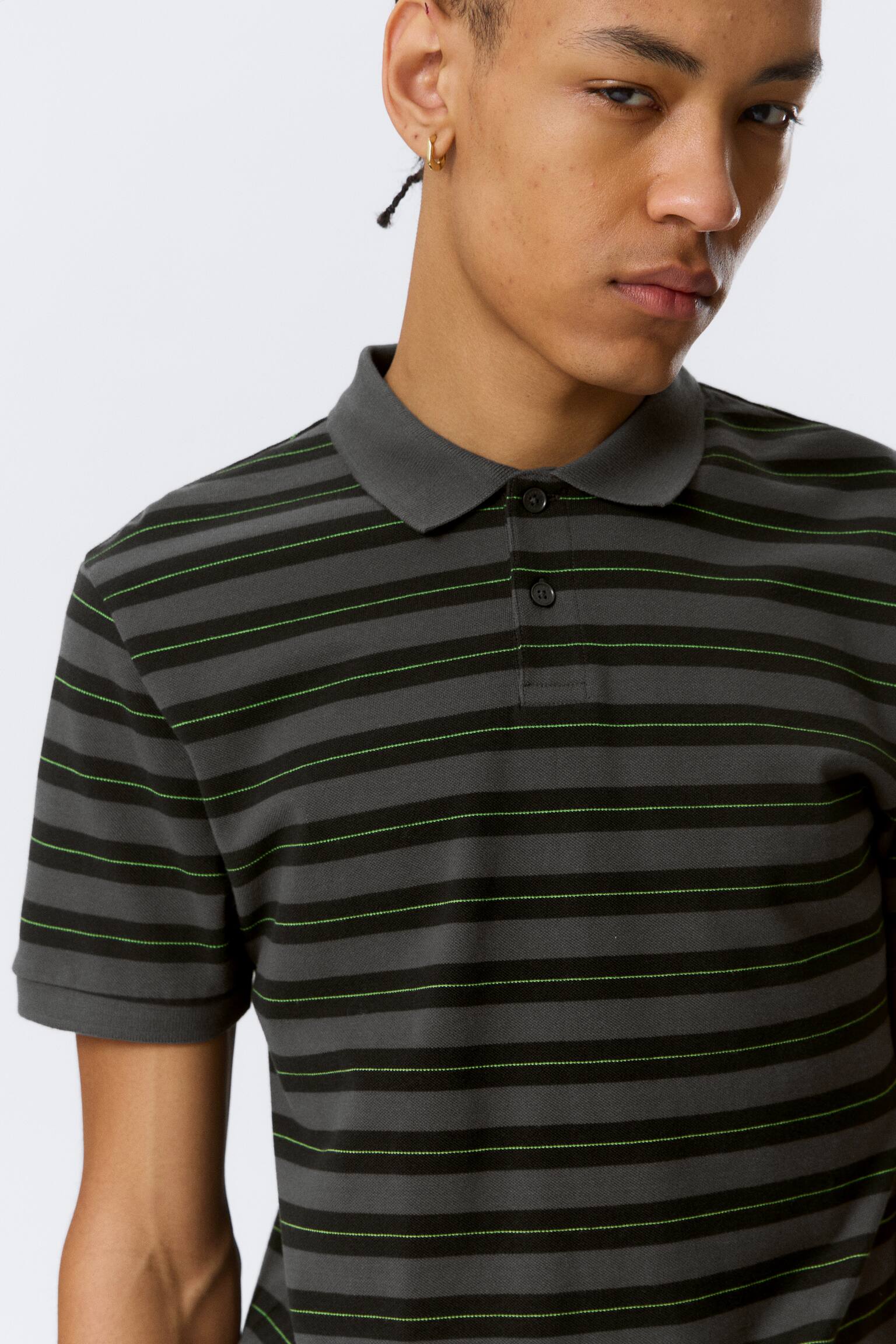 Camisa de tenis de piqué de manga corta - Gris oscuro - Verde a rayas - 6