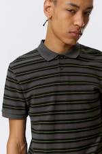 Mörkgrå - Grönrandig - Kortärmad tennis pikétröja - 1