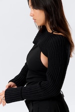 Schwarz - Gestrickter Bolero mit U-Boot-Ausschnitt - 2