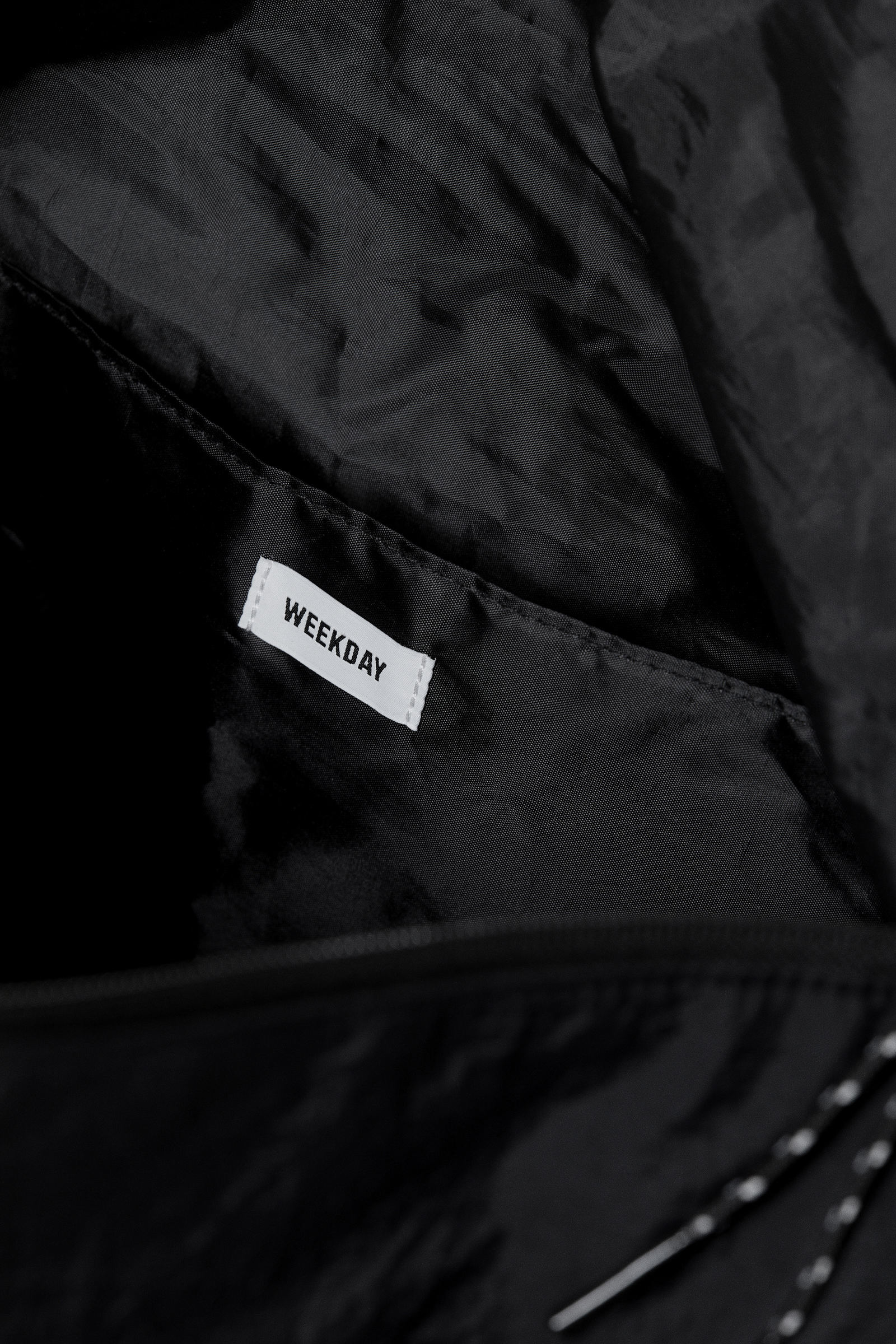 ★WEEKDAY★ サミールクロスボディバッグ samir crossbody bag - Black | Weekday WW