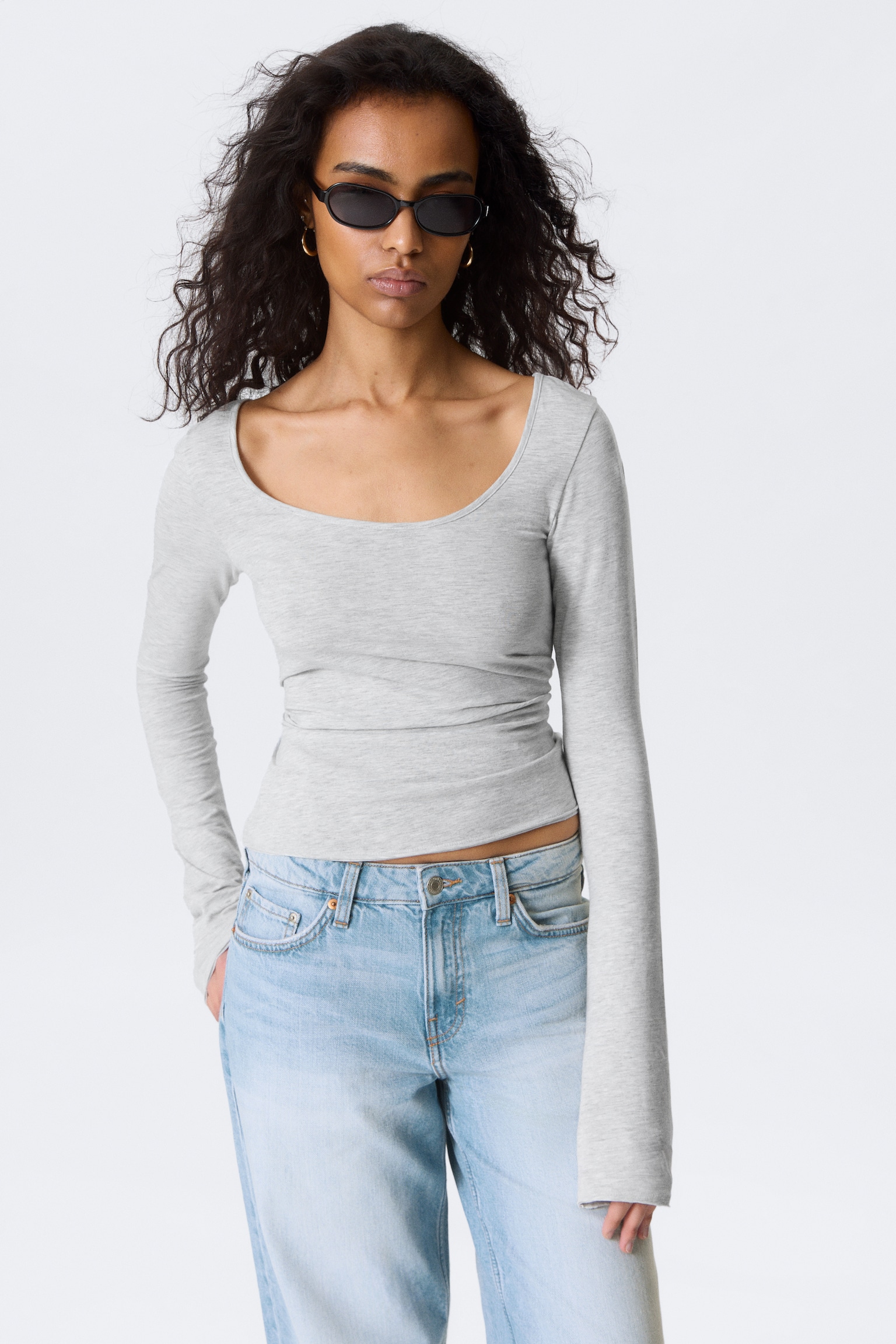 Long-Sleeved Slim Fit Scoop Neck Top - Grey Melange/Light Pink/Brown Stripe/Light Yellow - Dots/Beige/Black Stripe/White/Dark Brown/Pink & Burgundy Stripes/Black & White Stripes - 1