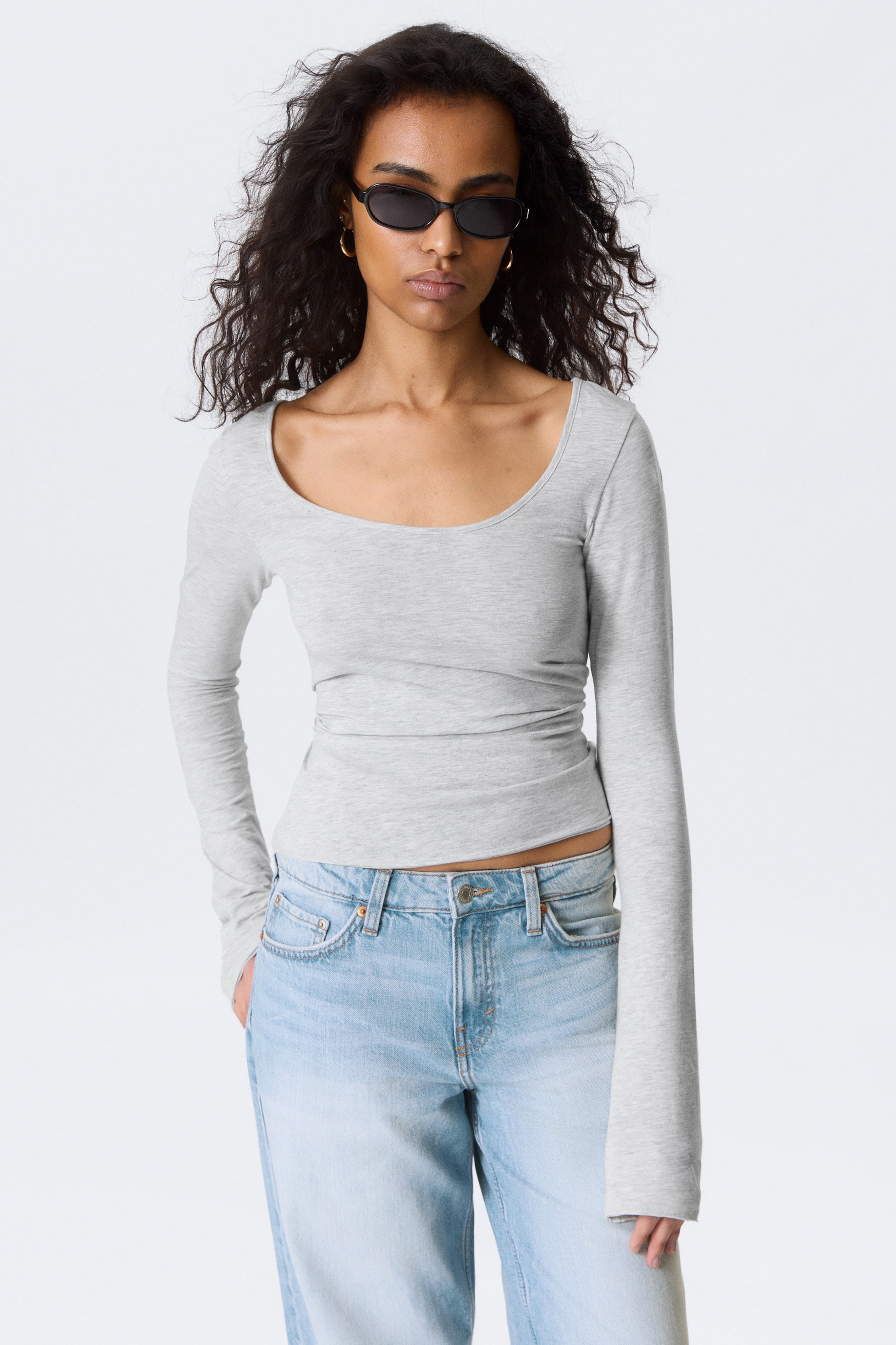 Gråmelerad - Långärmad smal topp med rund hals - 1