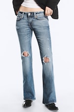 Blue Horses - Medium Blue - Hour skinny bootcut-jeans med lavt liv og slitne detaljer - 1