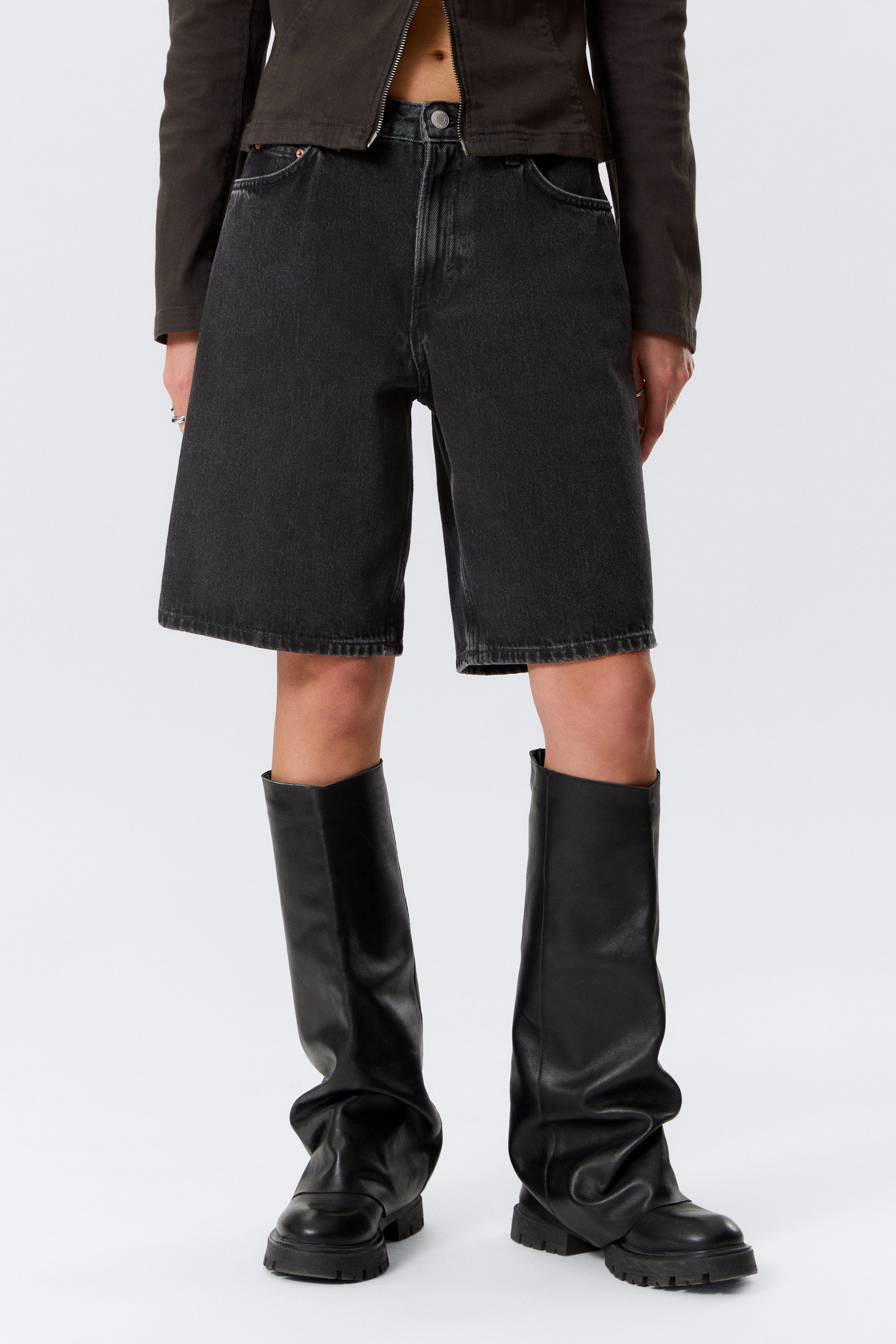 LOWNN lownn shorts ショーツ　ブラック monterey low rise denim shorts - Tuned Black | Weekday WW