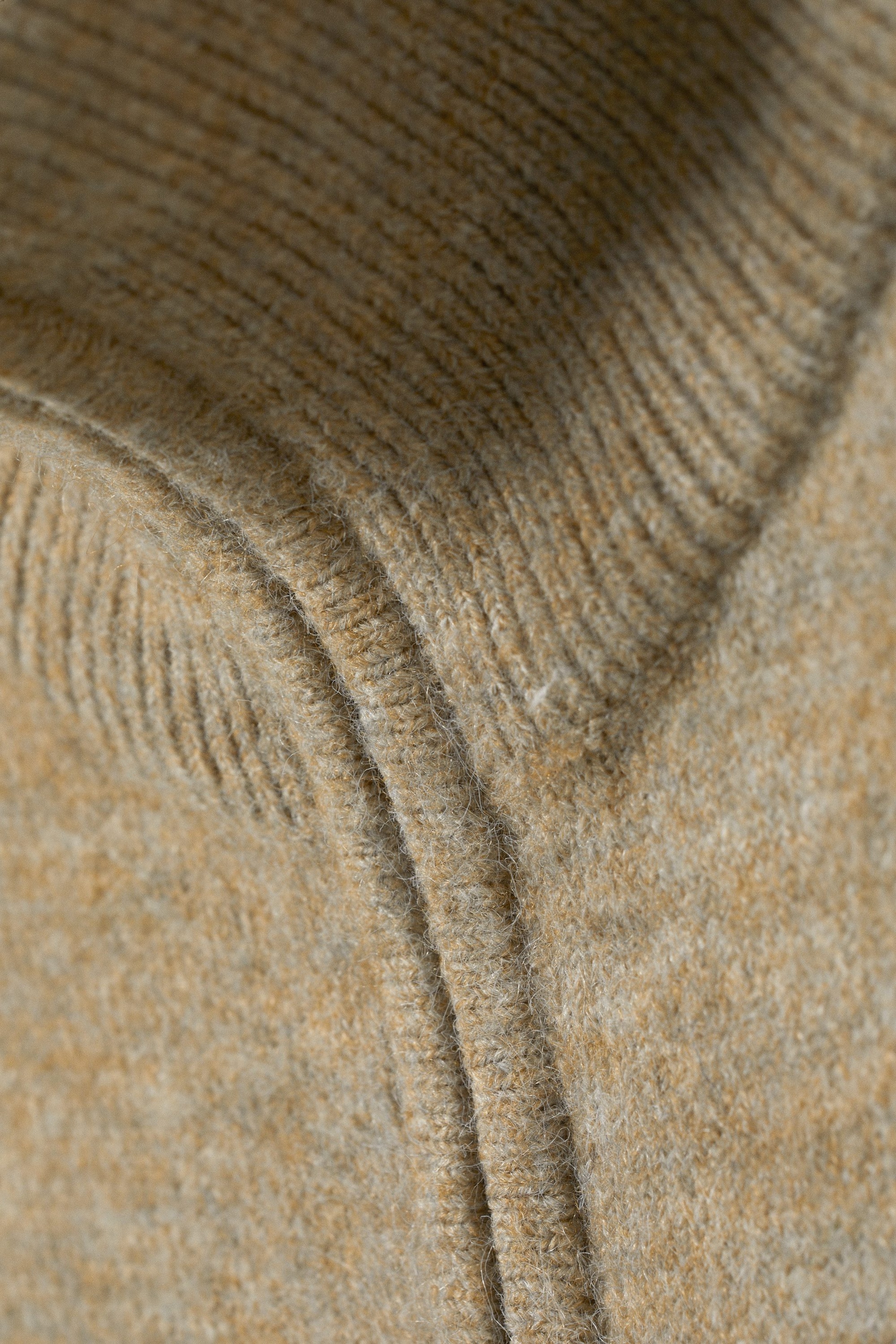 Dunkelbeige - Strickjacke Mattias mit regulärer Passform - 1