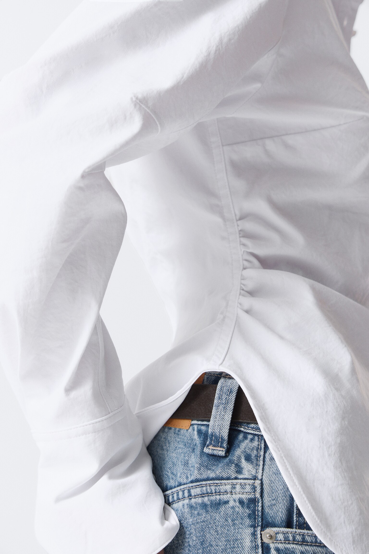 Nauwsluitend overhemd met ruches in de taille - Wit/Gele bloemenprint - 4