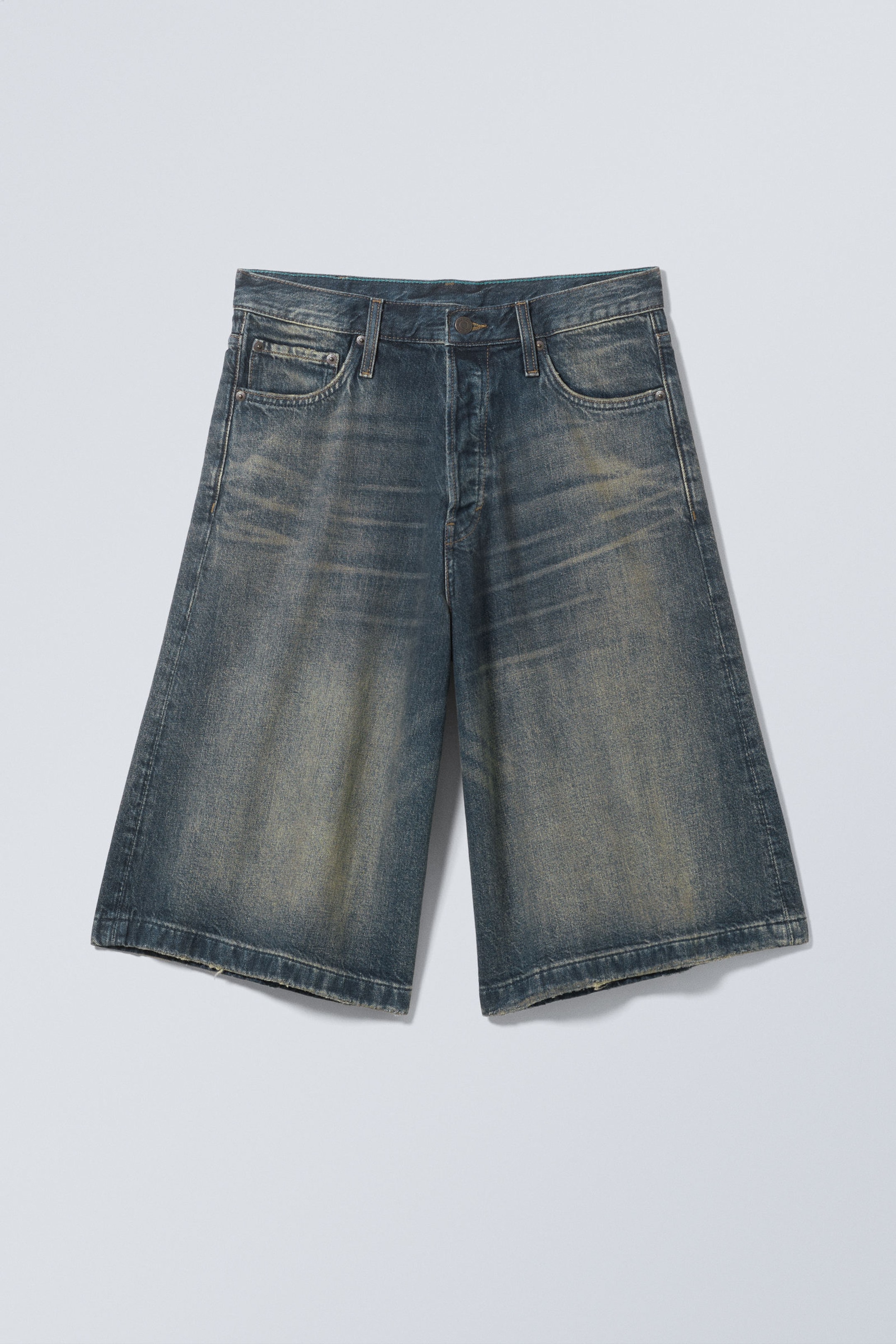 Baltic Blue - Donkerblauw - Cosmos ruimvallende denim short - 13