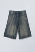 Baltic Blue - Donkerblauw - Cosmos ruimvallende denim short - 13