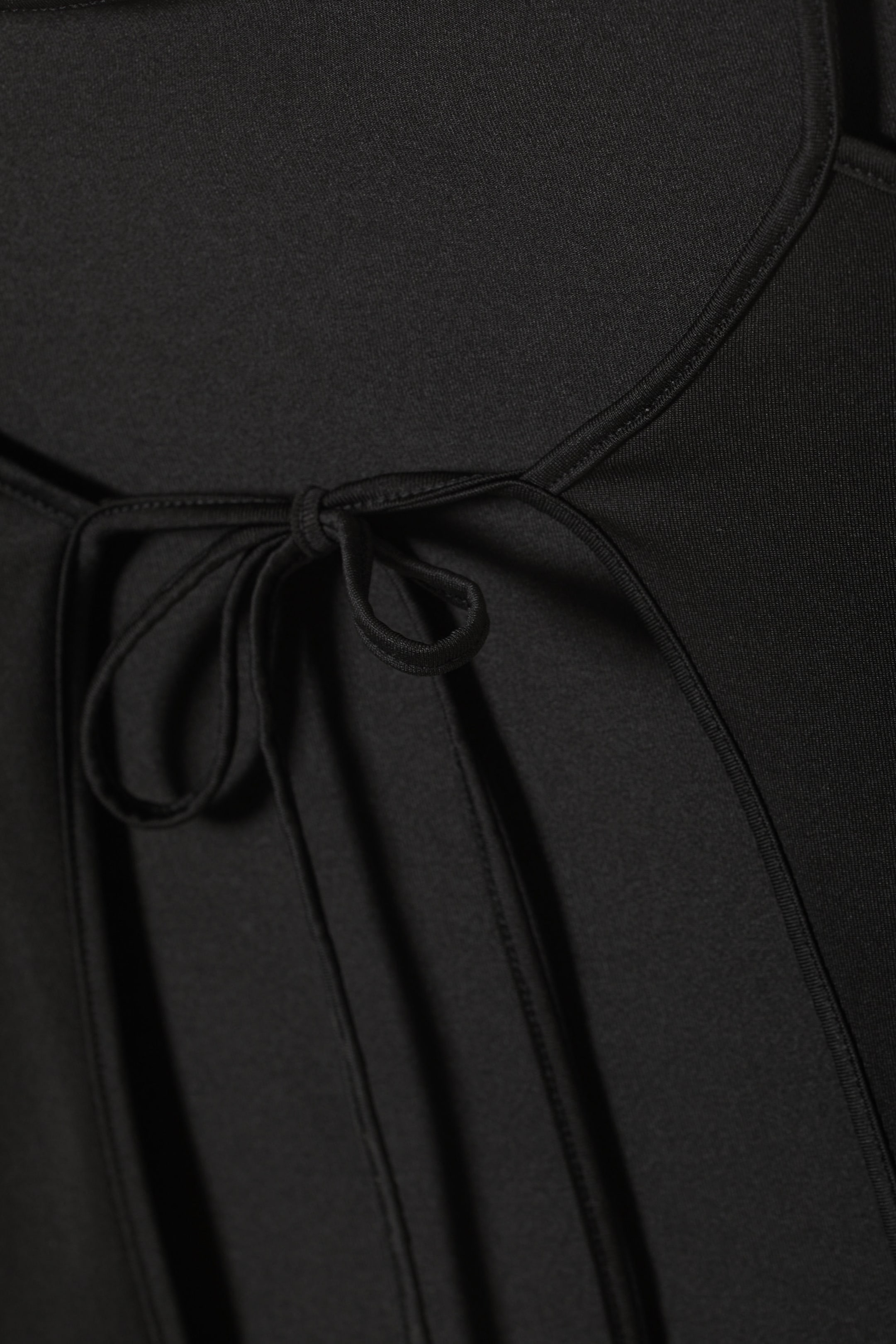 Black - Dua Open Back Top - 2