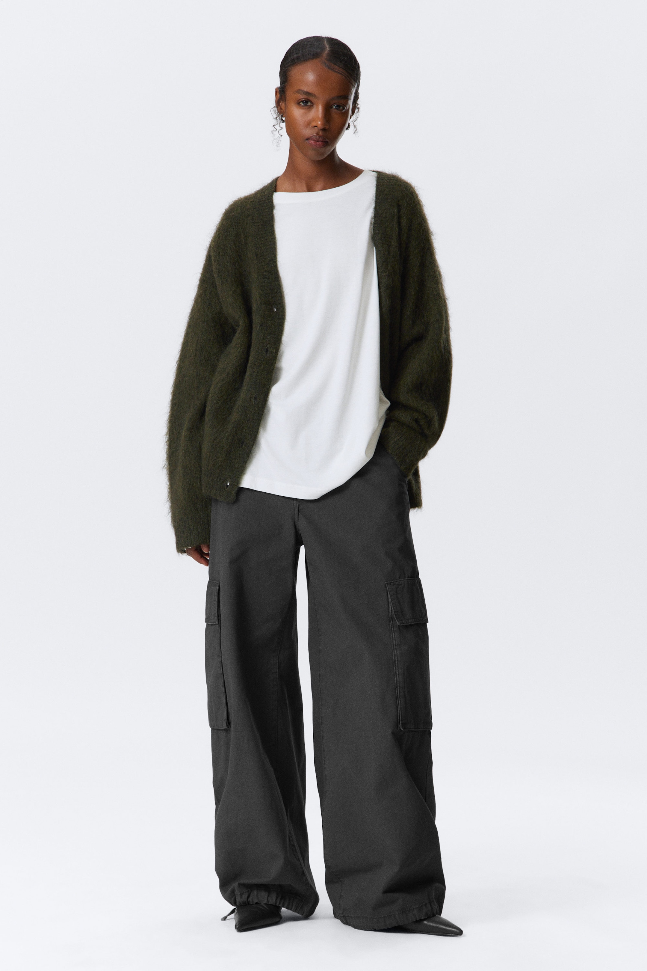 Dunkelgrün - Weiter Cardigan mit V-Ausschnitt aus Mohair-Mix - 2