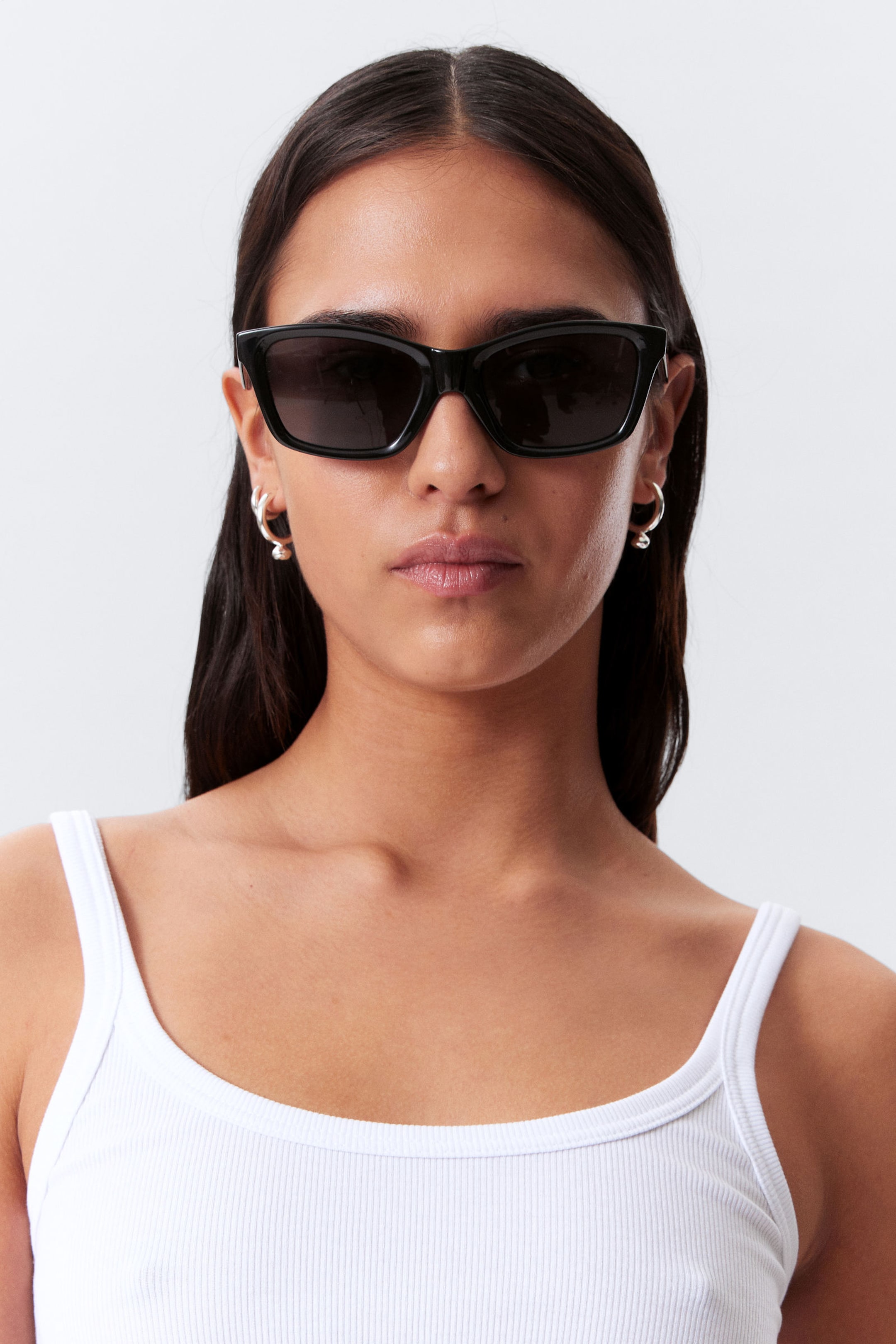Schwarz - Schwarze Gläser - Markante rechteckige Sonnenbrille - 1