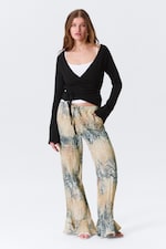 Black - V-Neck Wrap Knit Cardigan - 1