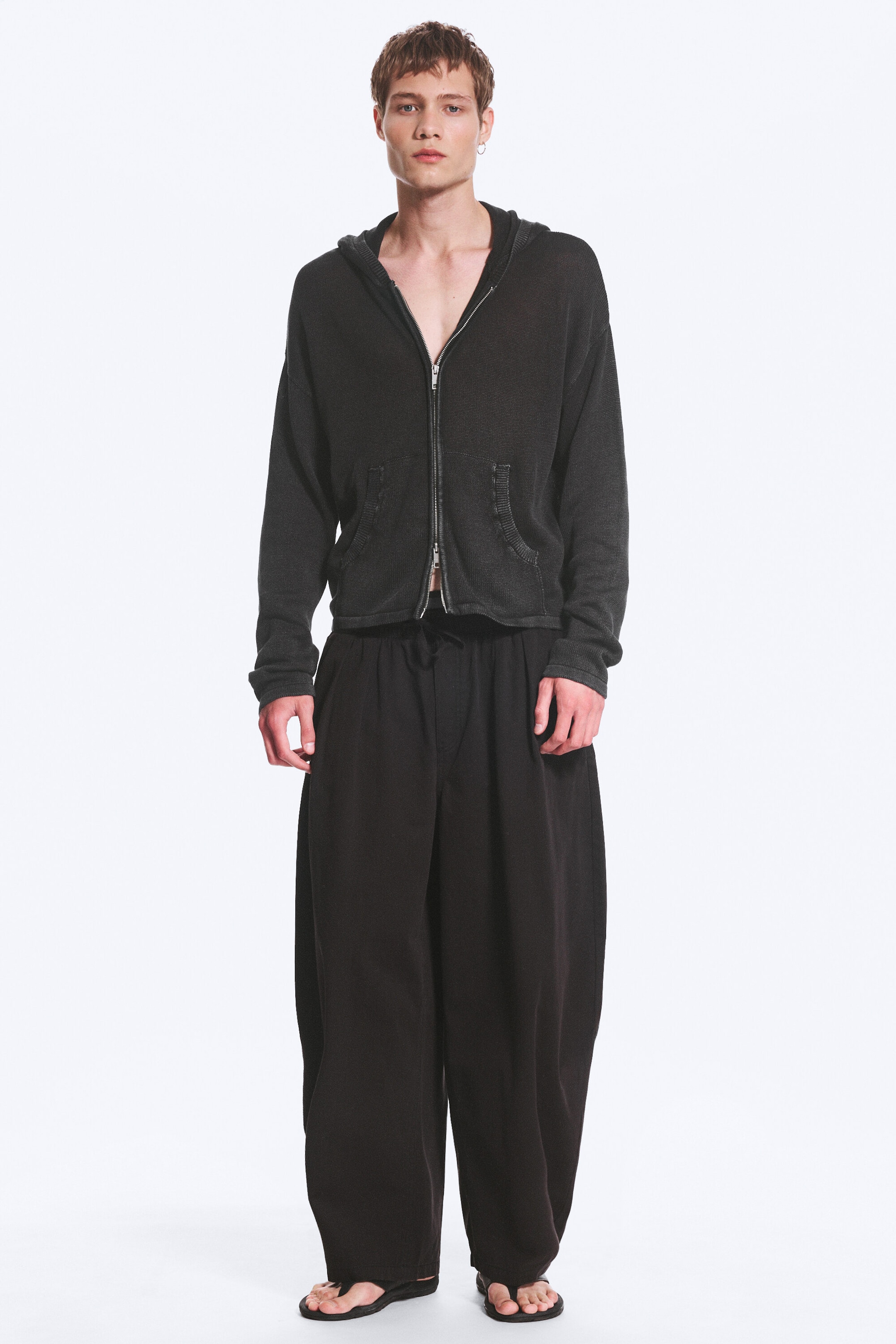Washed Black - Knitted Zip-through hoodie - 2