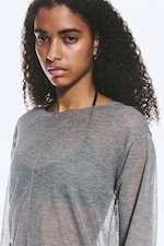 Grau meliert - Lockerer, transparenter Strickpullover - 2