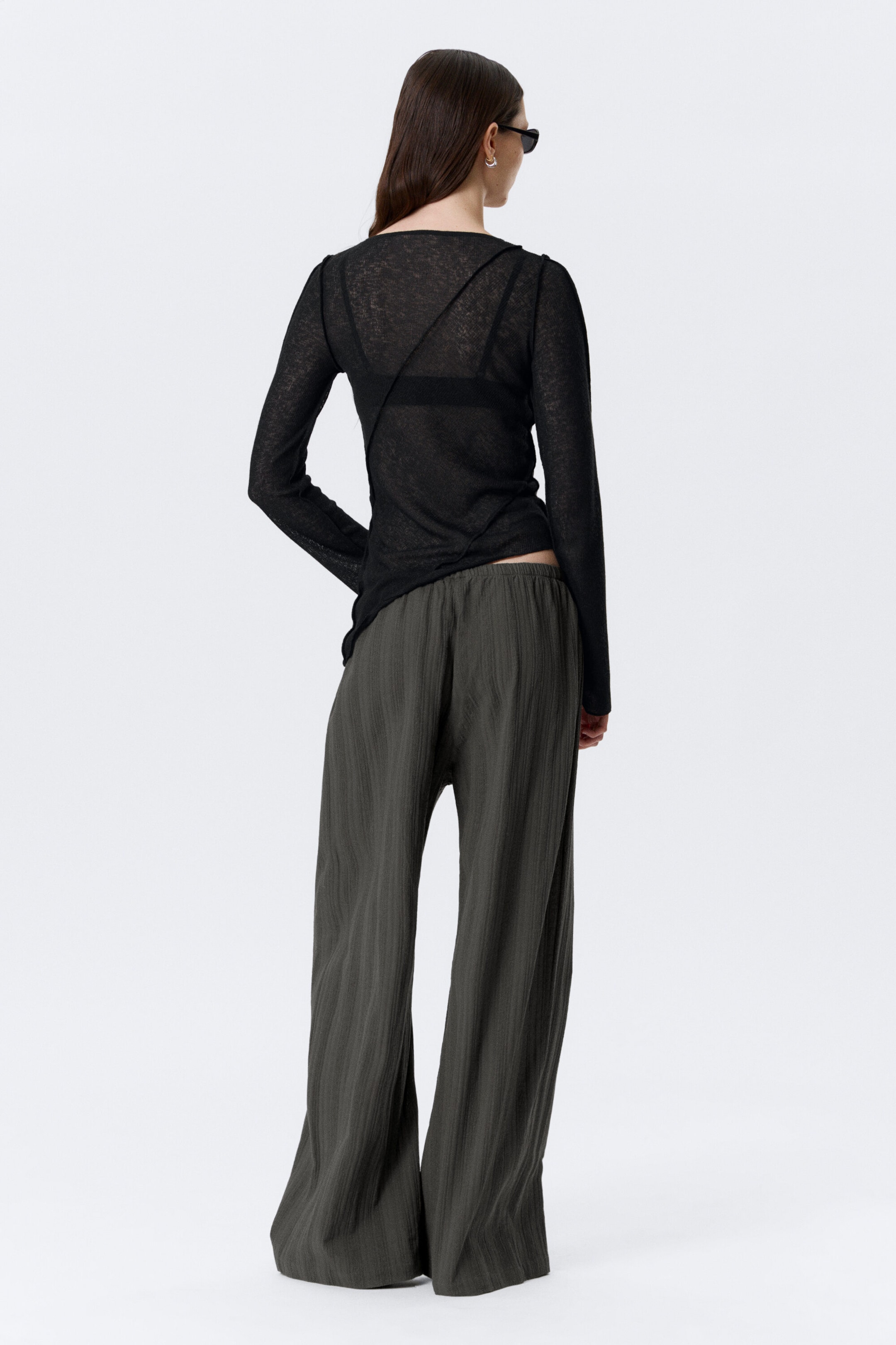 Noir - Haut transparent asymétrique à col bateau - 3