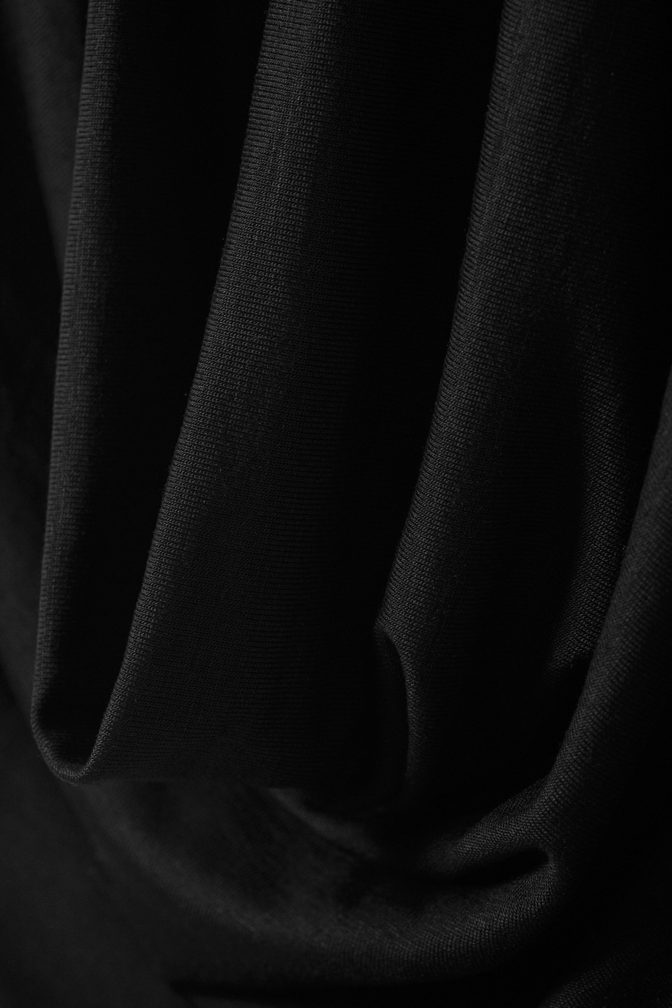 Black - Sleeveless Waterfall Top - 4