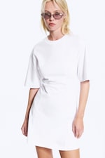White - Flared Mini T-shirtklänning - 1