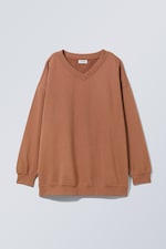 Hellbraun - Sweatshirt mit weitem V-Ausschnitt - 0