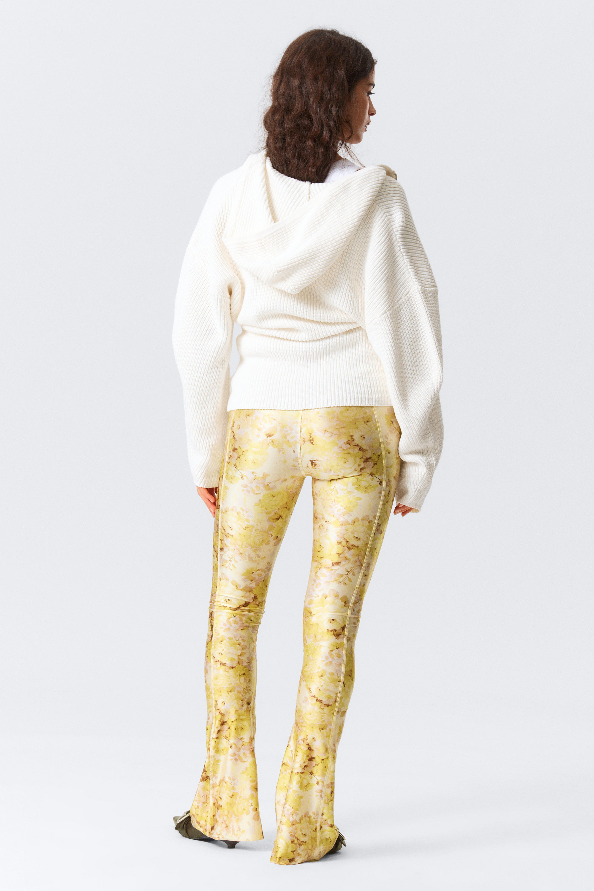 Light Yellow - Floral - Low Rise Flared Stretch Trousers - 2