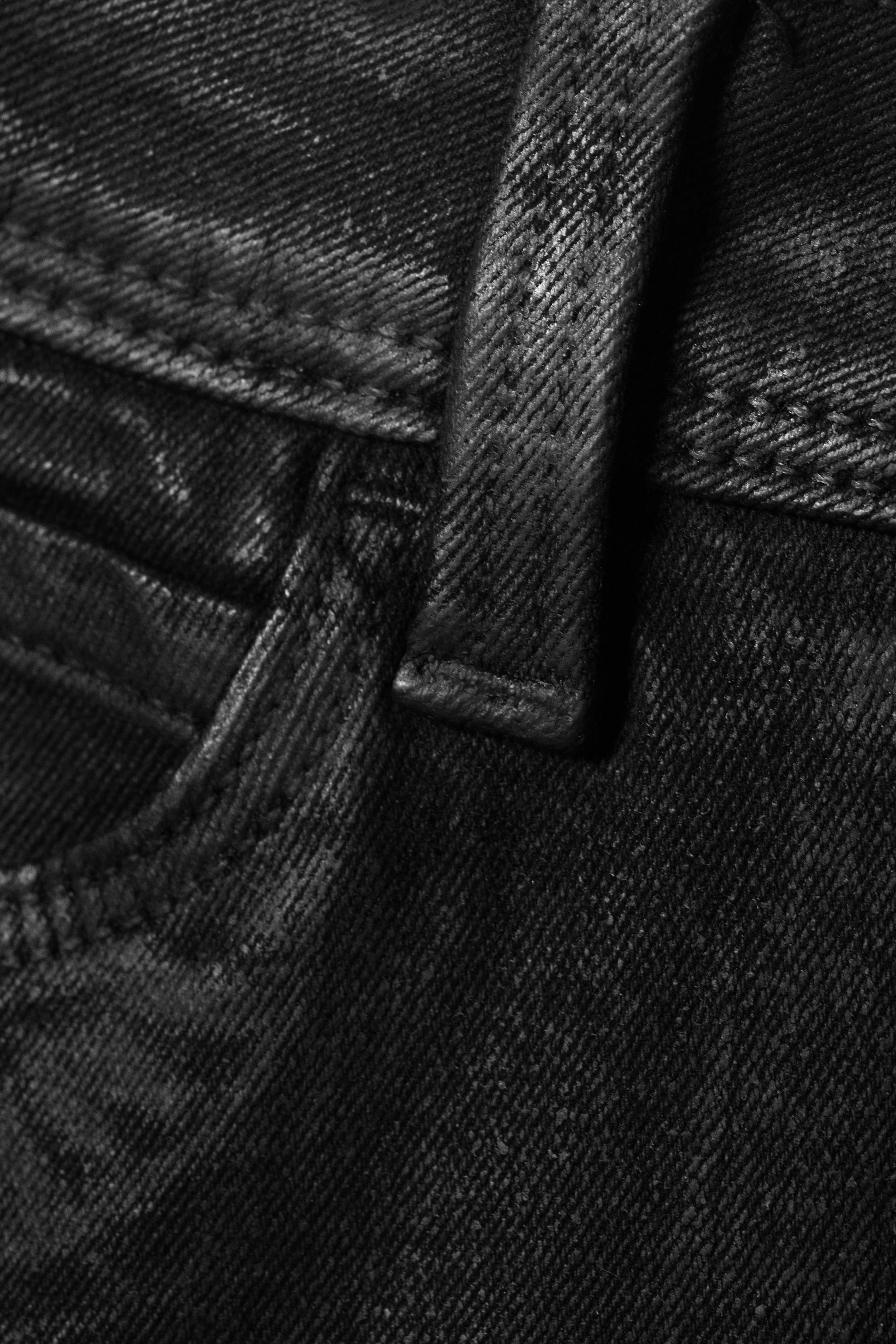 Noir enduit - Noir - Jean skinny évasé enduit taille basse évasé - 5