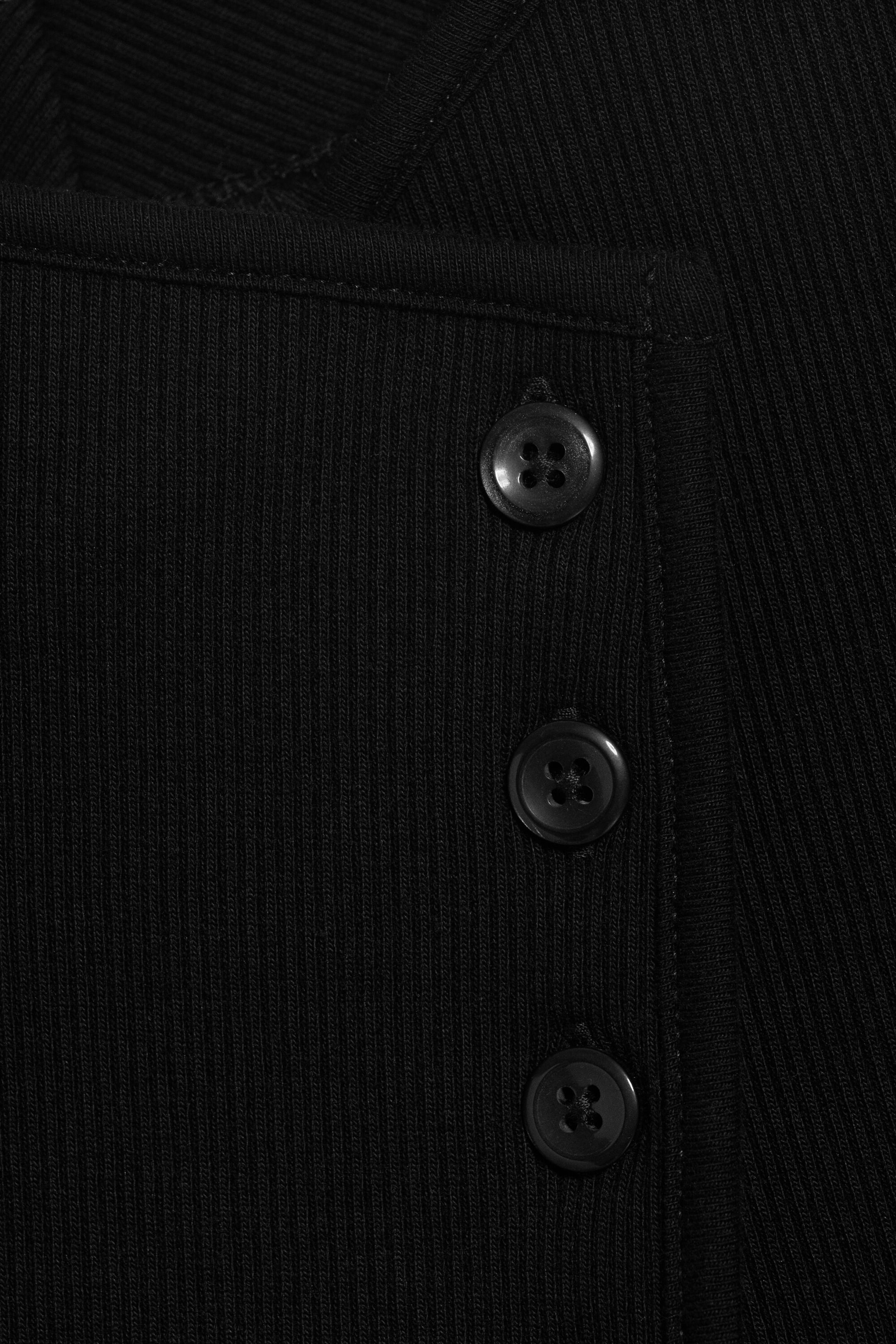 Black - Asymmetric button top - 2