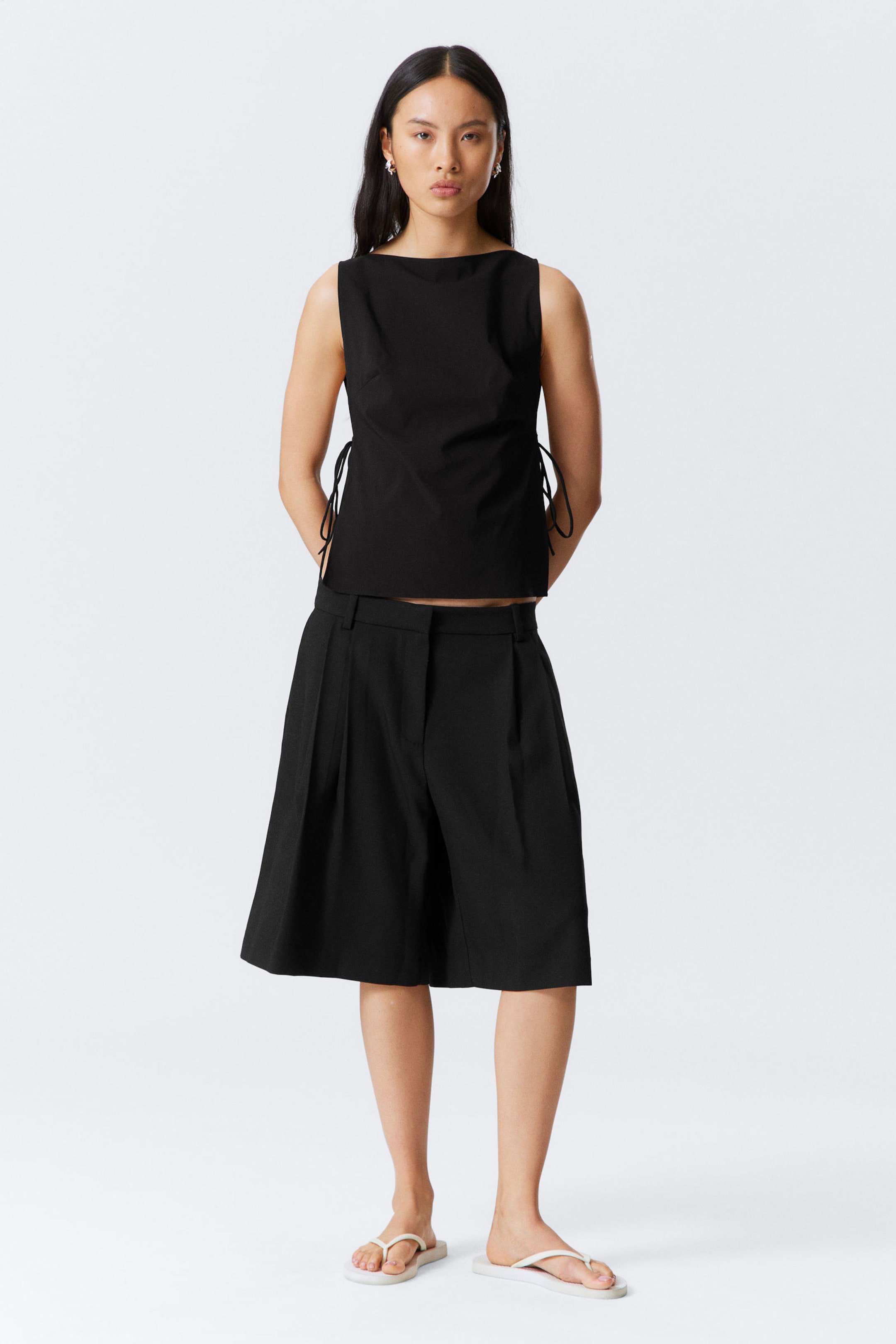 #272628 - Sleeveless Boat-Neck Tie Top - 2