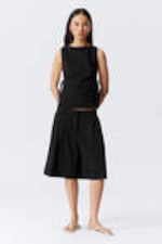 Black - Sleeveless Boat-Neck Tie Top - 1