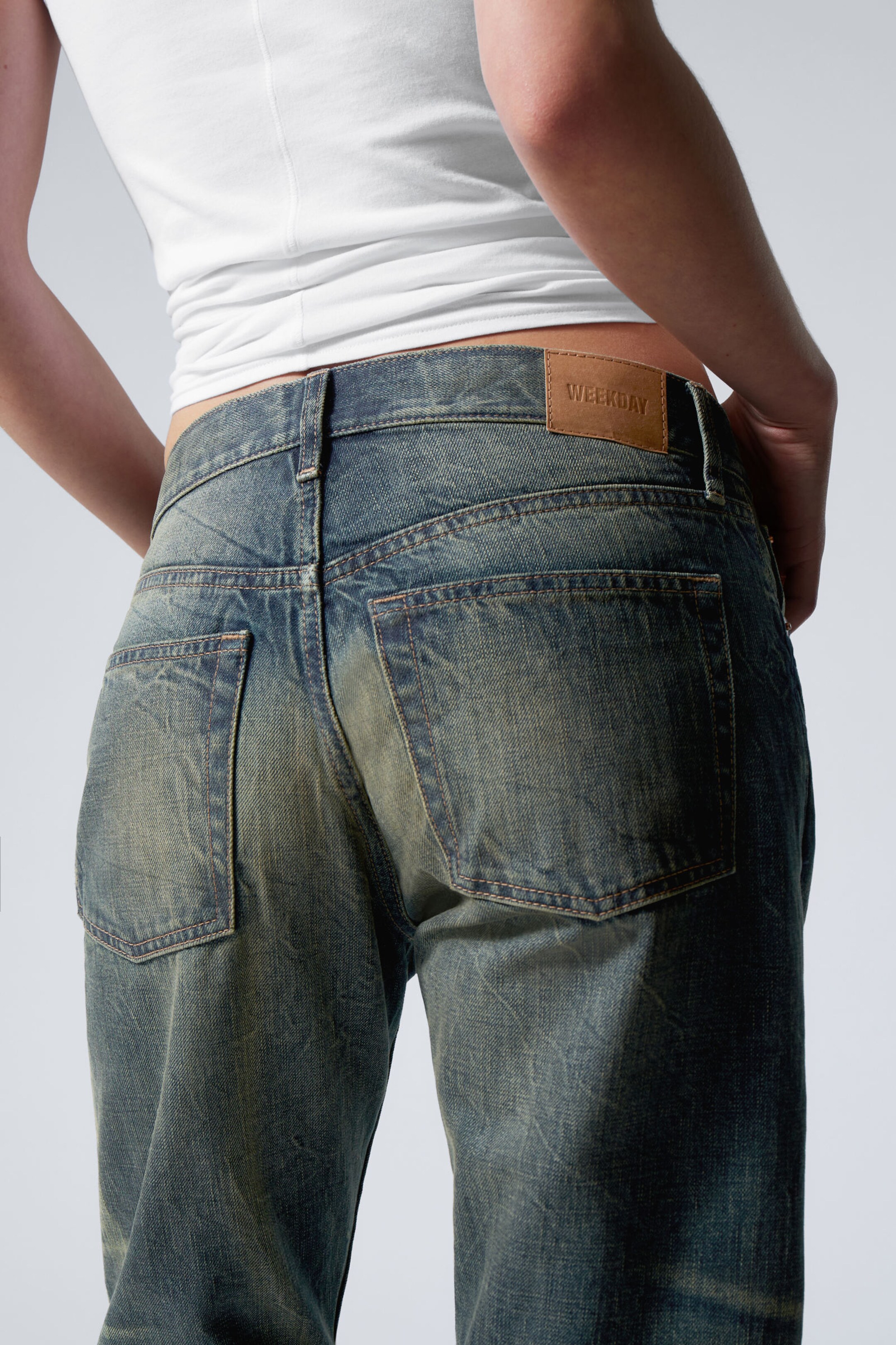 Carson Blue - Mittelblau - Orbit Mid Waist Regular Straight Leg Jeans - 9
