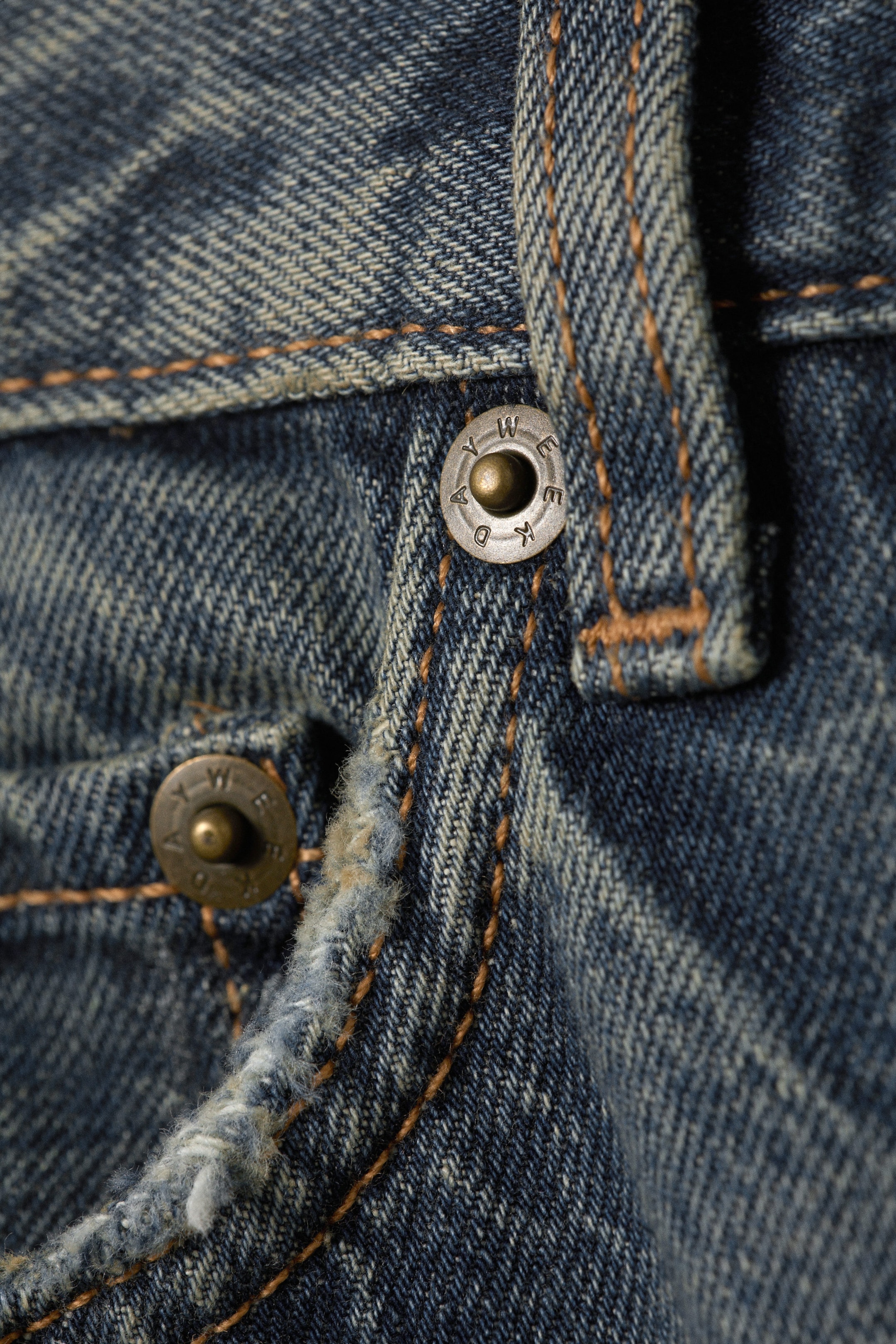 Tuscon Blue - Medium Blue - Dynasty Low Rise Loose Wide Leg Jeans - 6